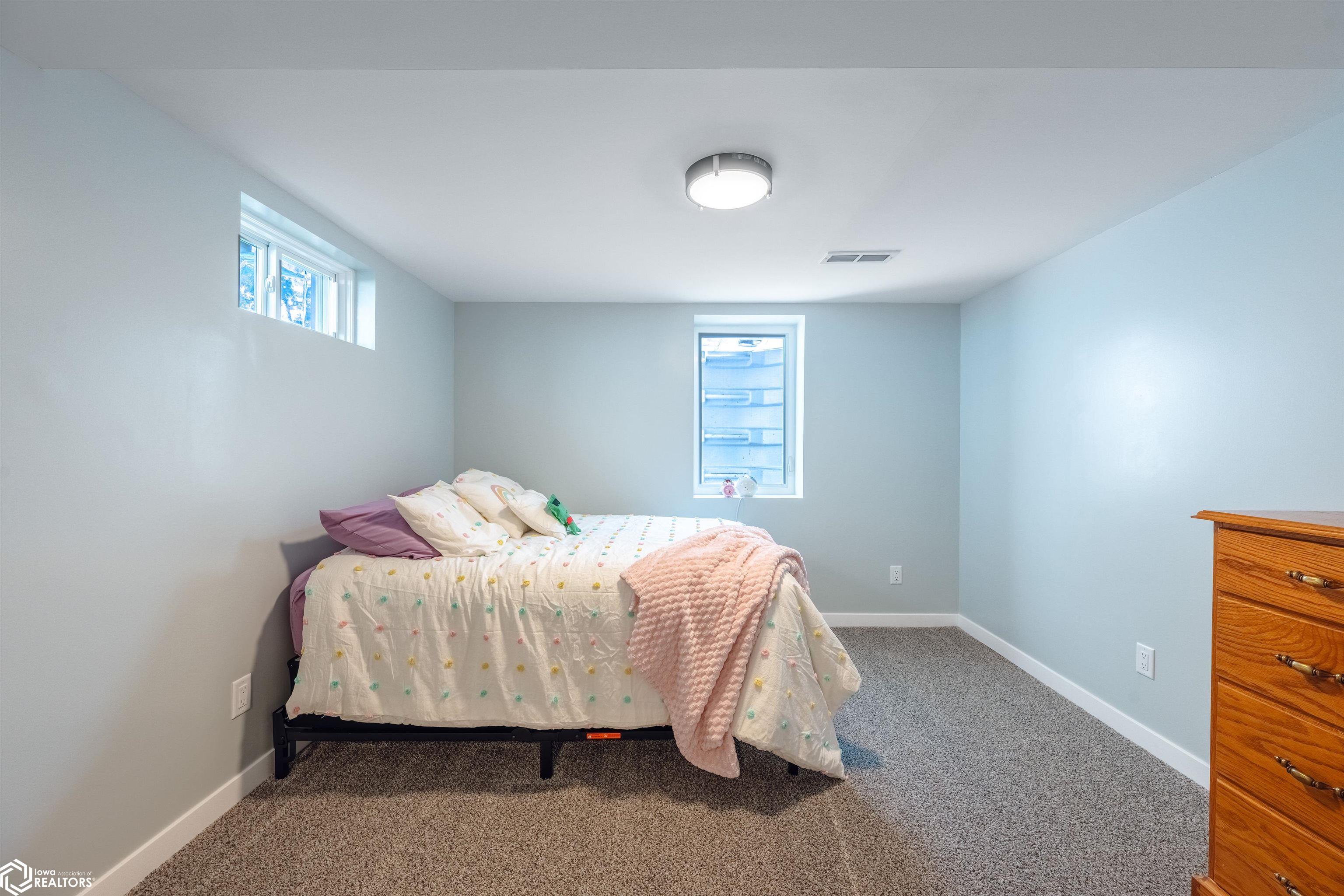 915 Maplecrest Drive, Harlan, Iowa image 21