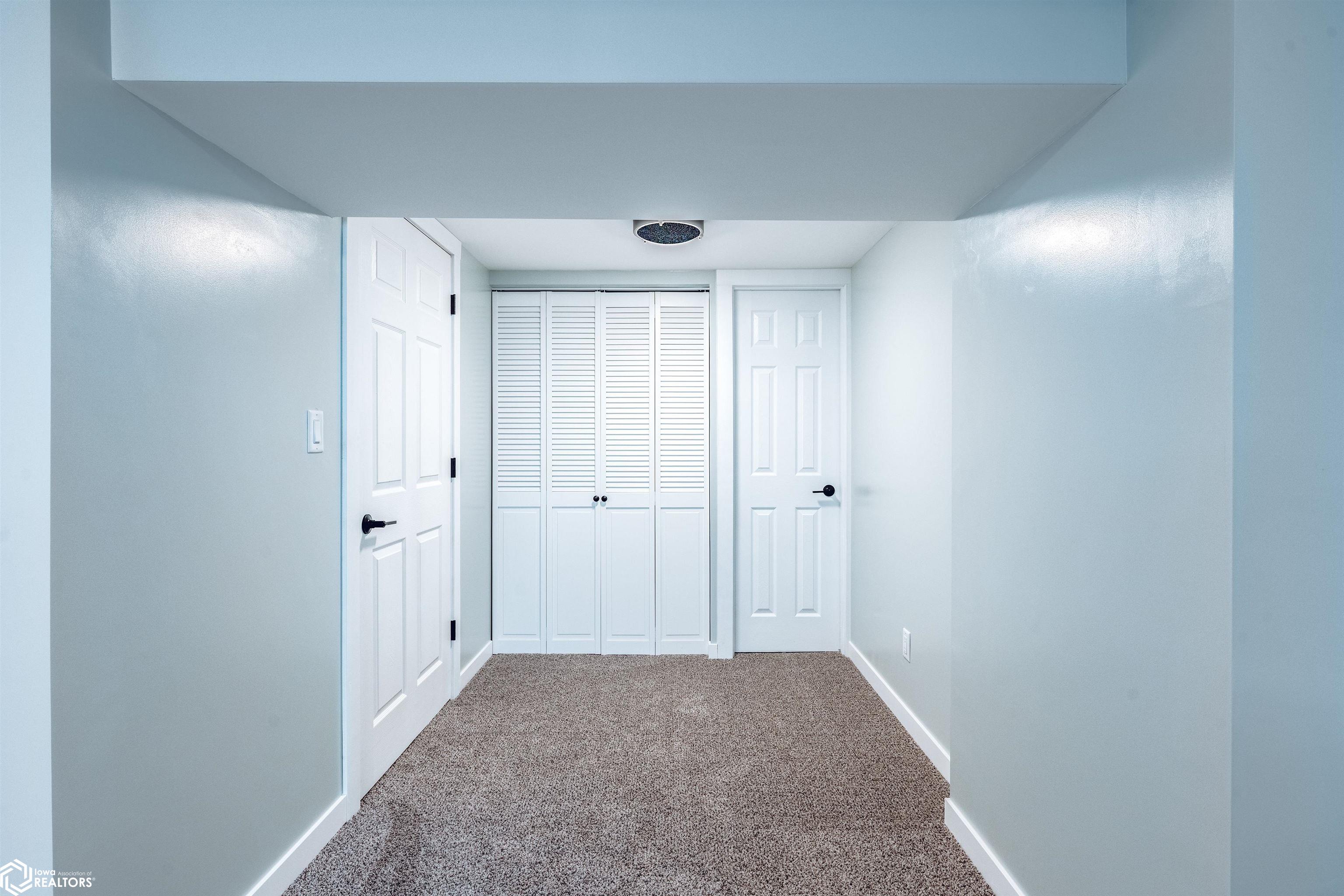 915 Maplecrest Drive, Harlan, Iowa image 22