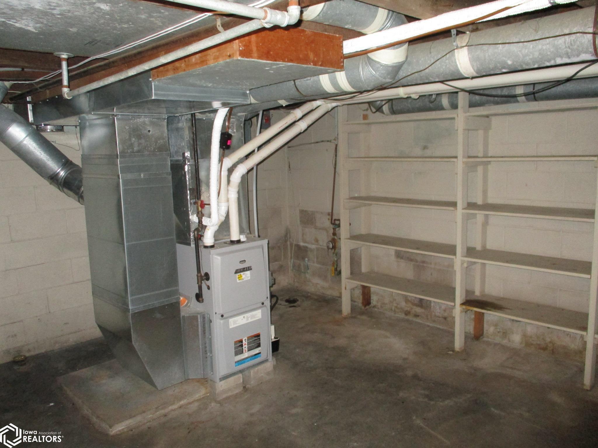 1008 Wilson Street, Dysart, Iowa image 24