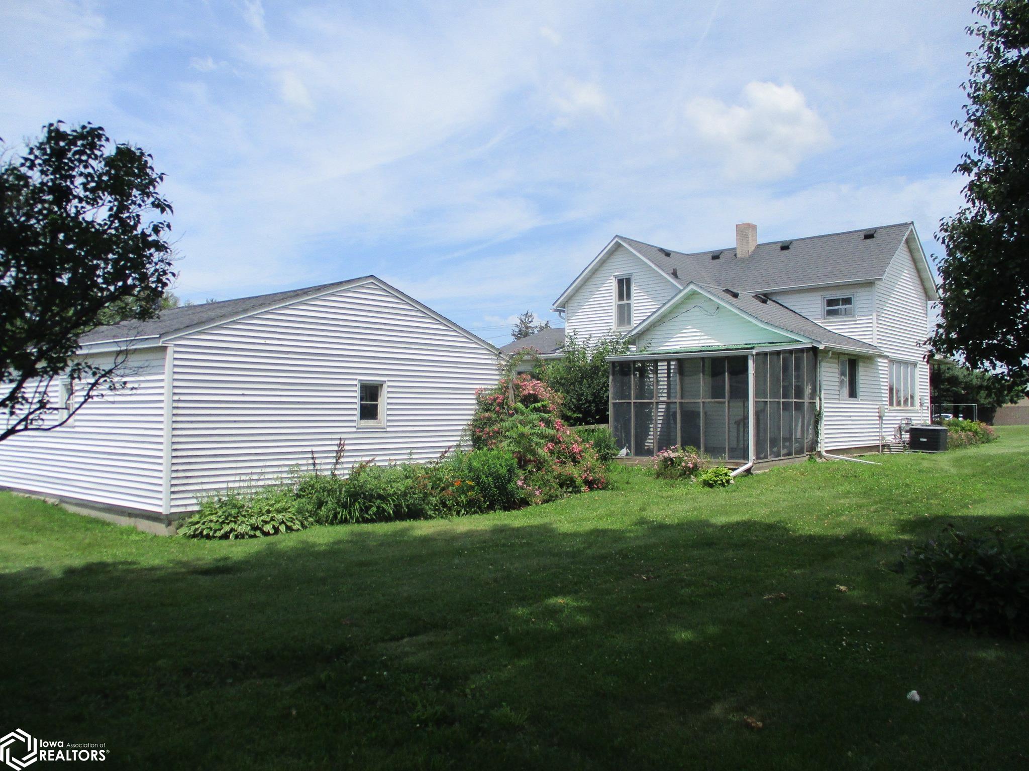 1008 Wilson Street, Dysart, Iowa image 30