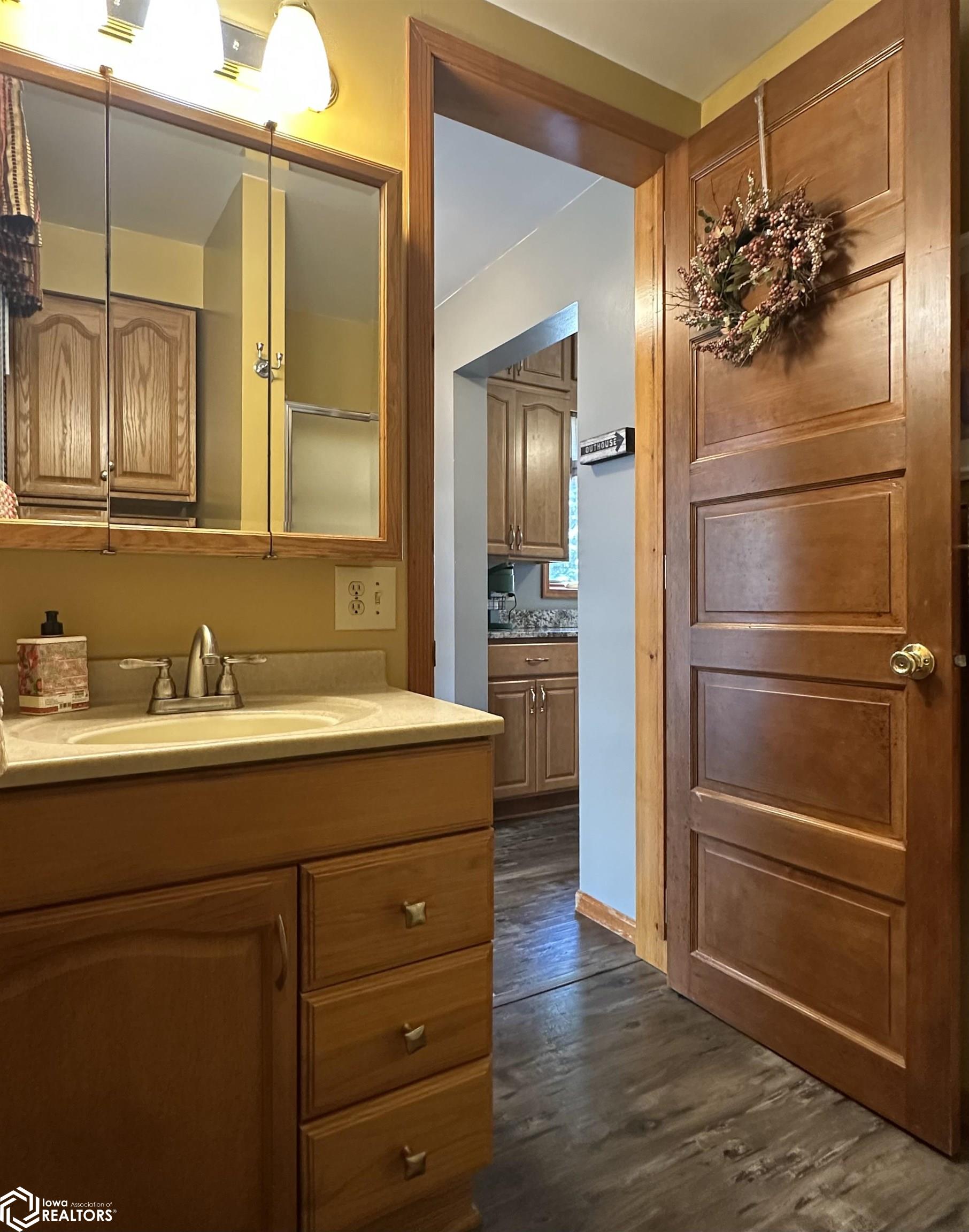 534 N 8th Street, Chariton, Iowa image 17