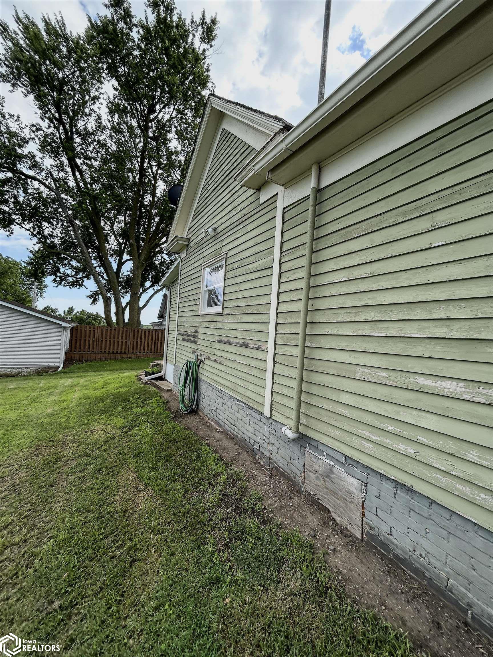 202 E Cedar Street, Massena, Iowa image 6