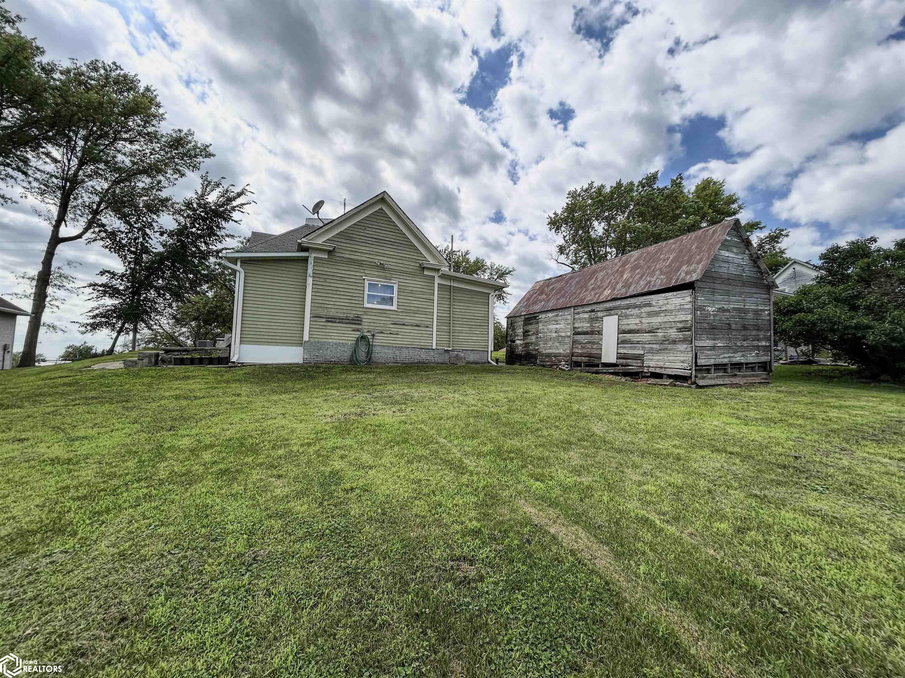 202 E Cedar Street, Massena, Iowa image 7
