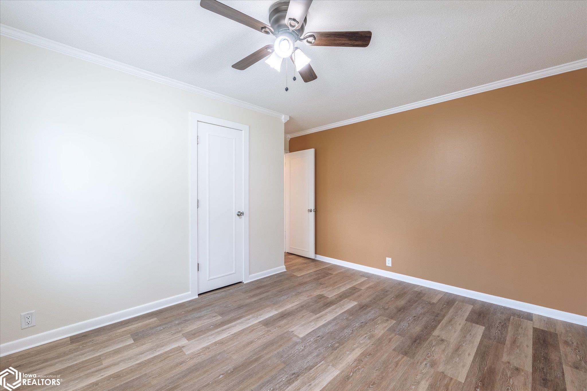210 N Maple Avenue, Logan, Iowa image 17
