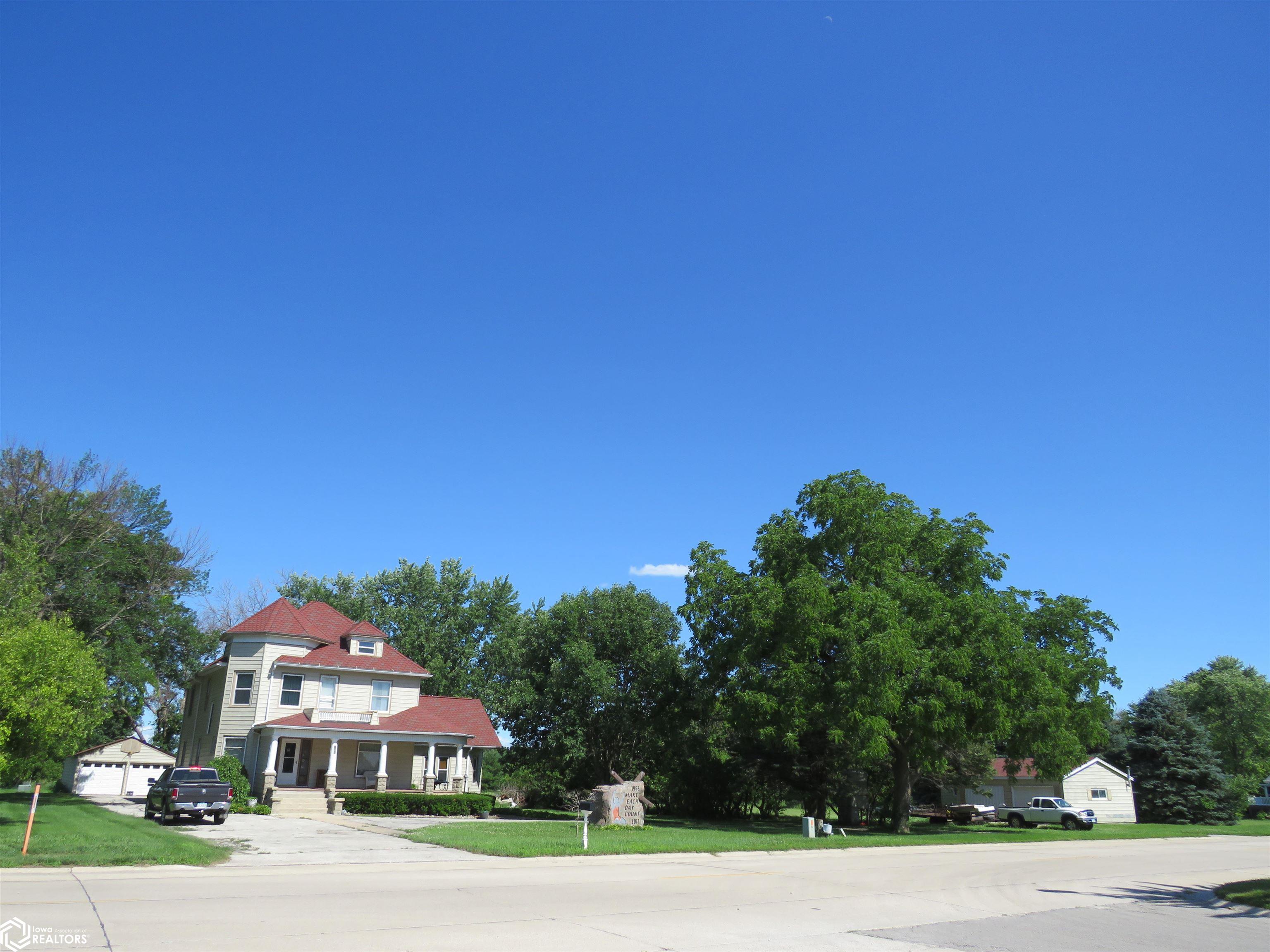 300 Ne 6th Street, Pocahontas, Iowa image 1