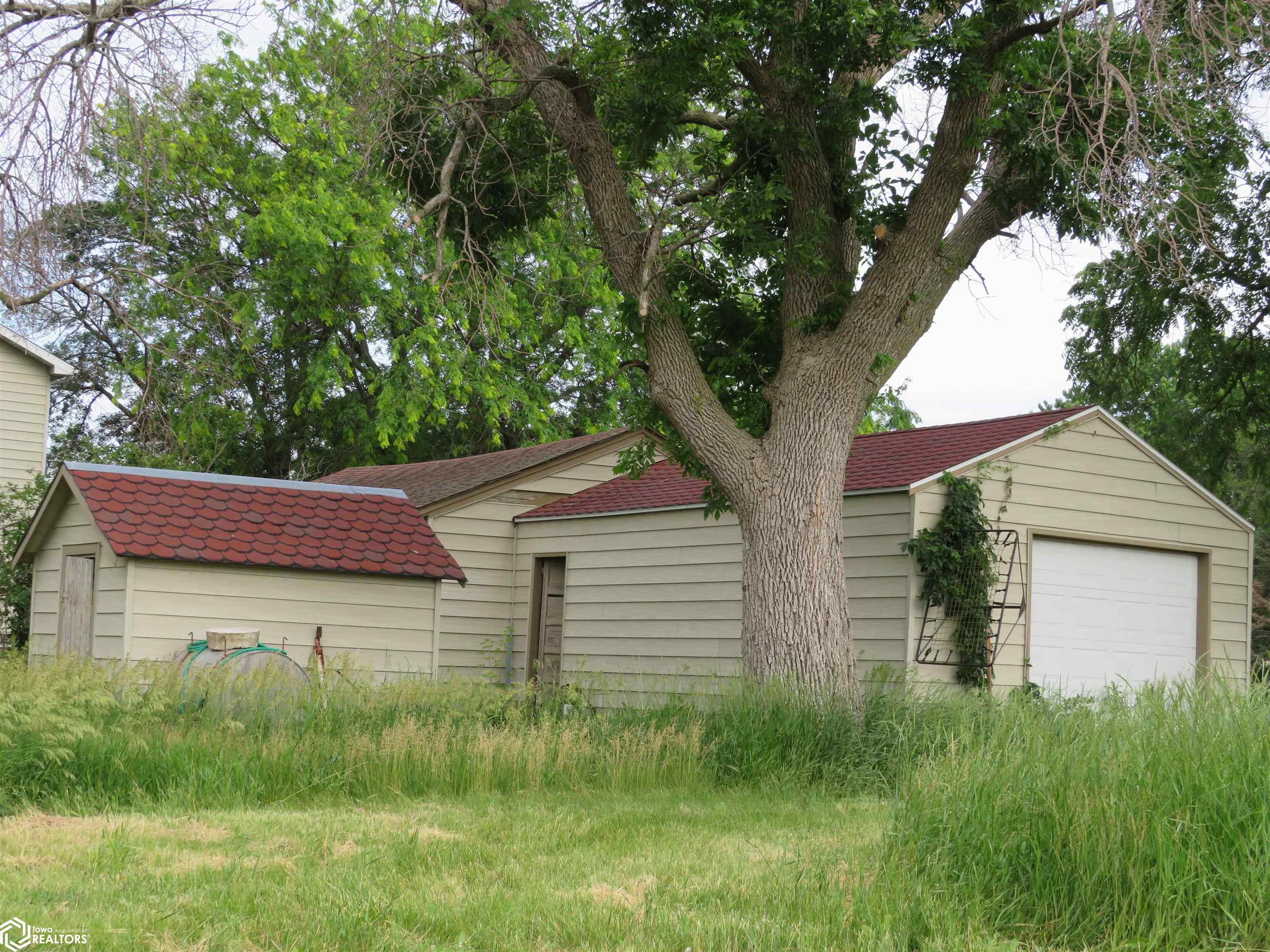 300 Ne 6th Street, Pocahontas, Iowa image 39