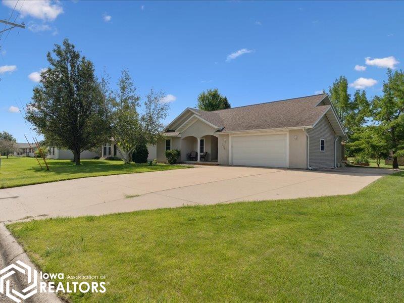 306 South Drive, Middletown, Iowa image 3