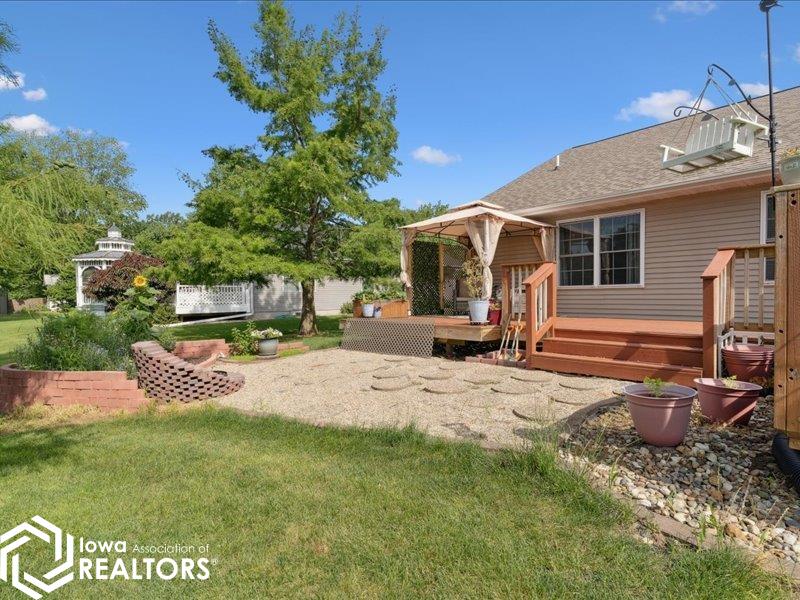 306 South Drive, Middletown, Iowa image 32