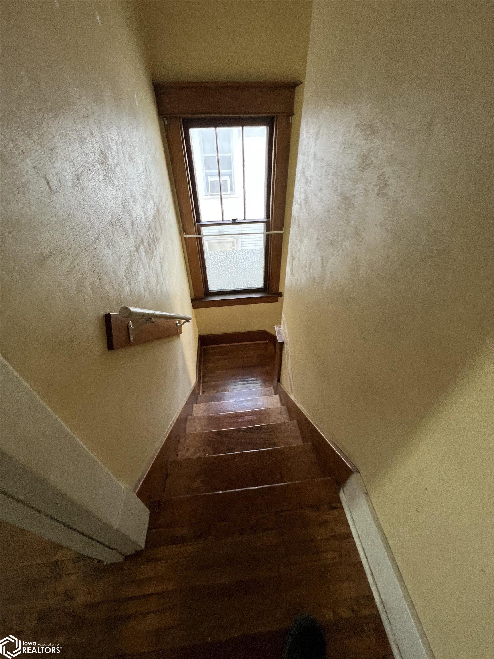 213 N Oak Street, Creston, Iowa image 15