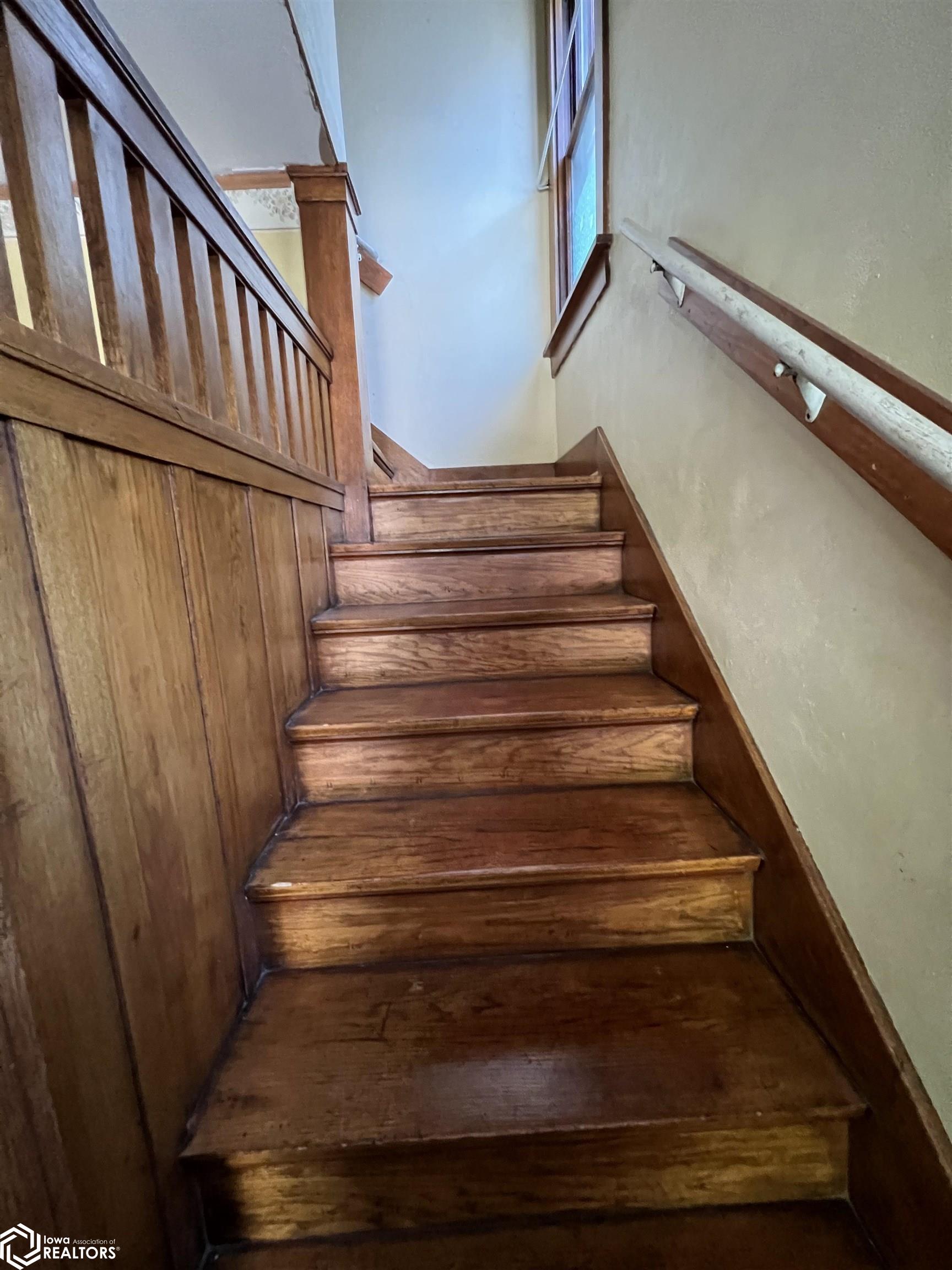 213 N Oak Street, Creston, Iowa image 22
