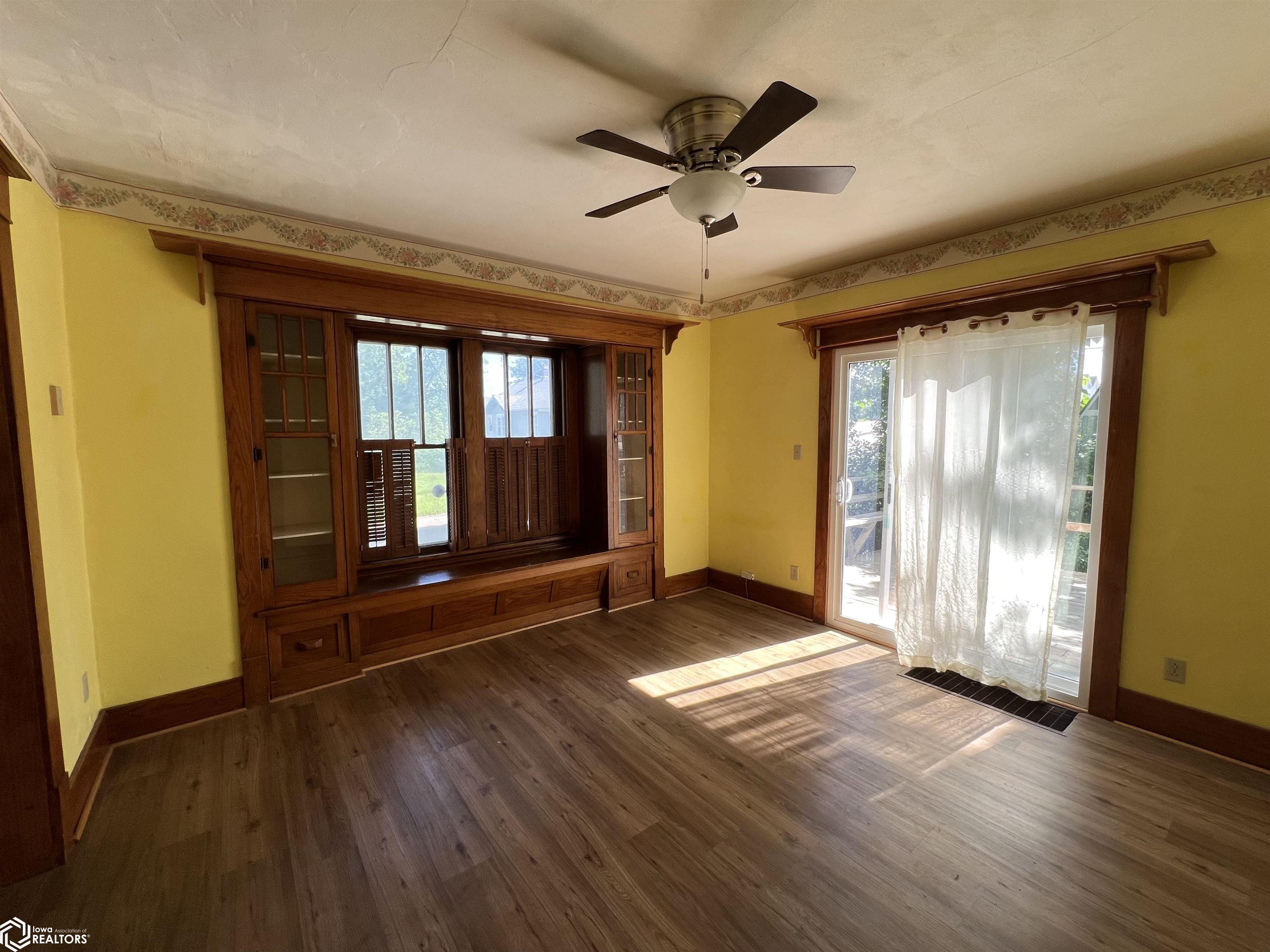 213 N Oak Street, Creston, Iowa image 10