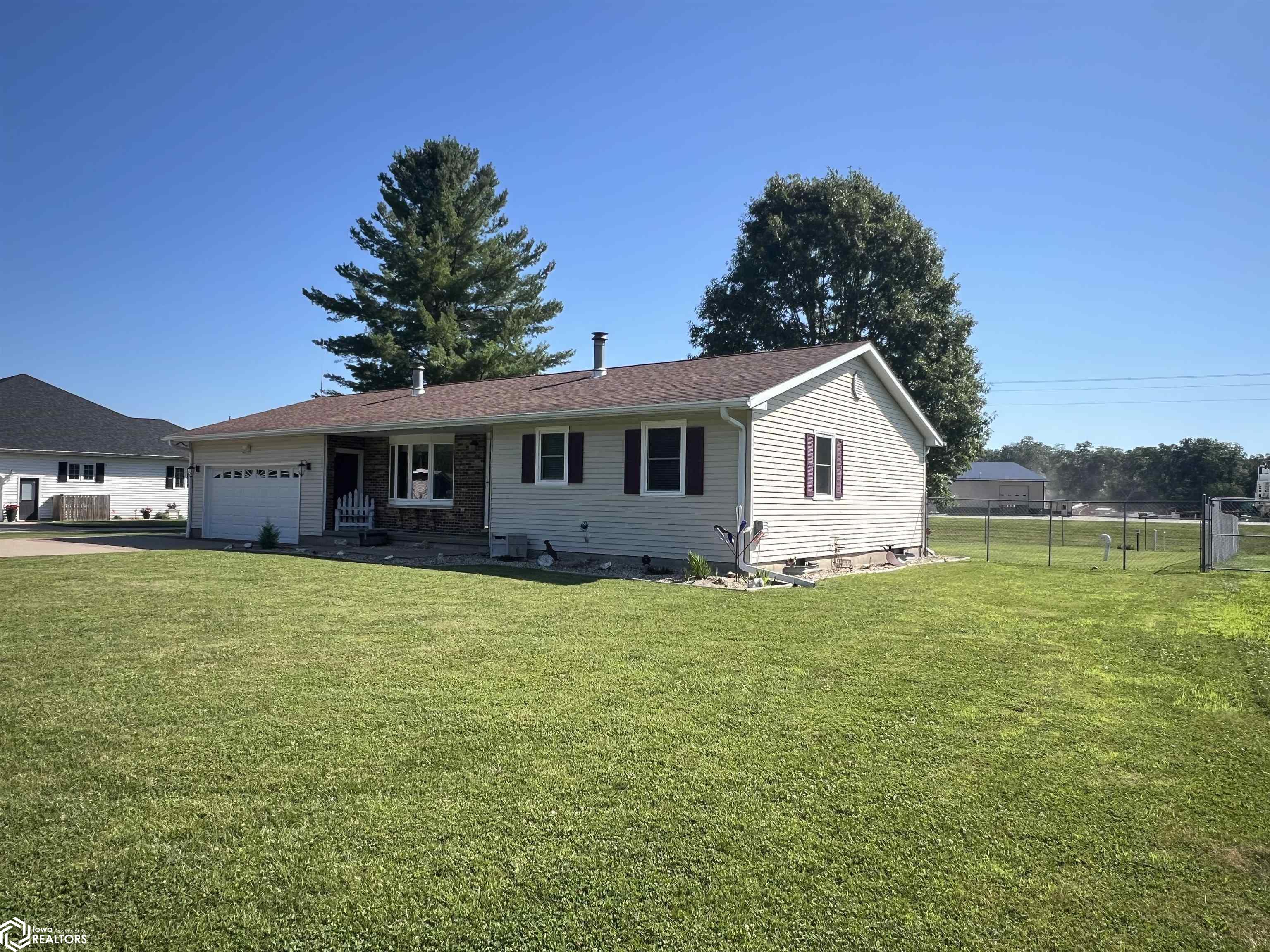 12582 148th Street, West Burlington, Iowa image 3