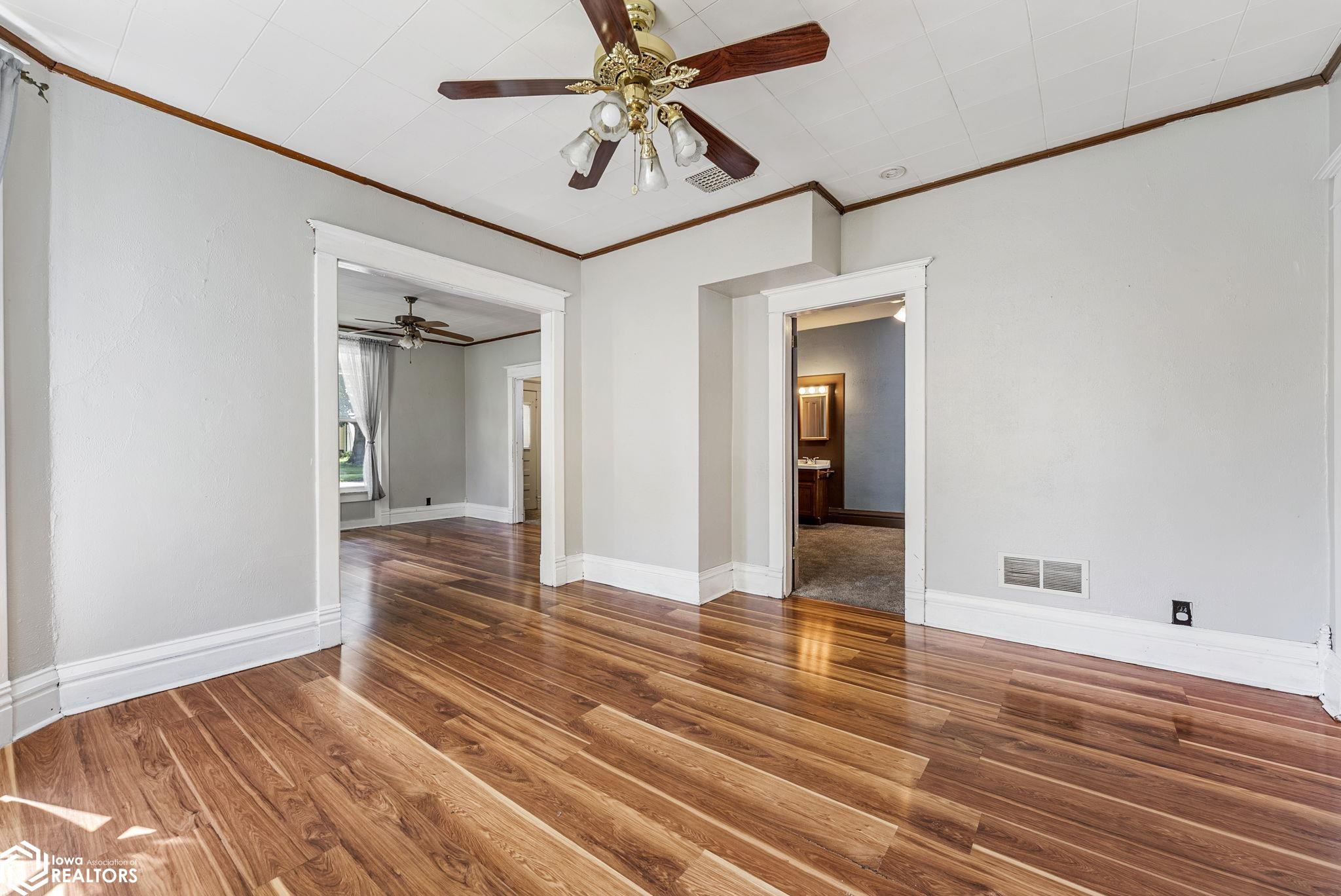 420 S Avenue D, Washington, Iowa image 18