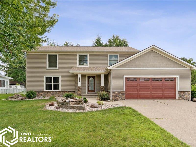 3109 Crystal Drive, Burlington, Iowa image 1