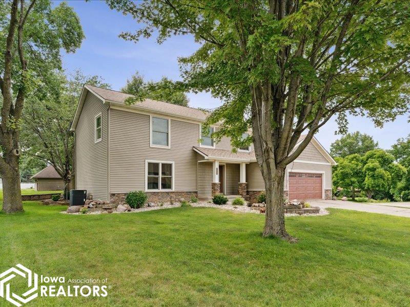3109 Crystal Drive, Burlington, Iowa image 3