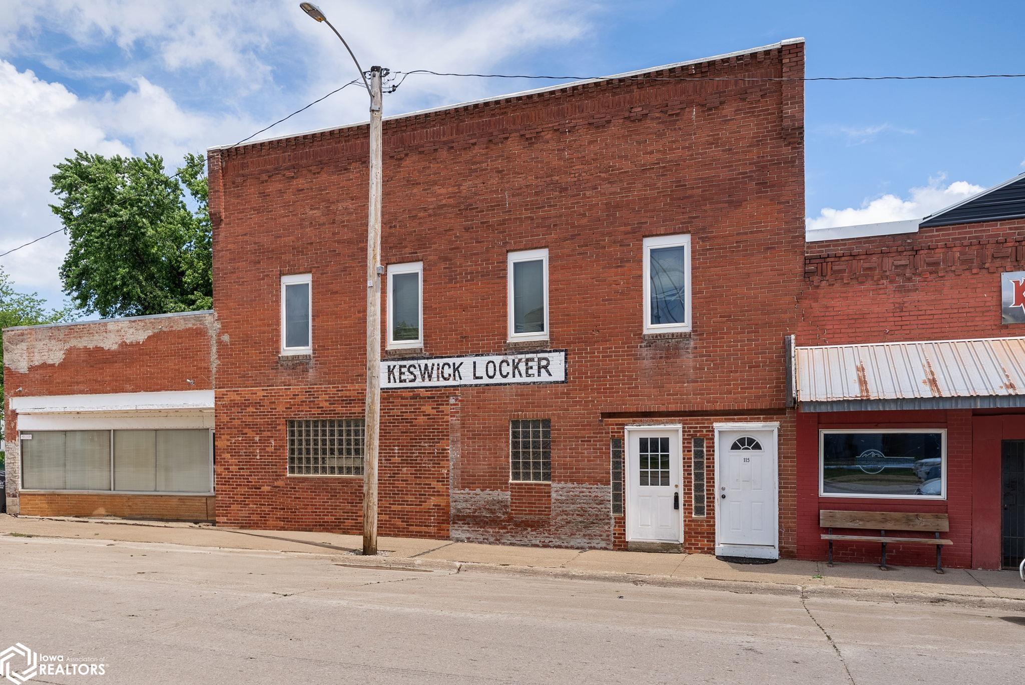 115 S Irons Street, Keswick, Iowa image 1