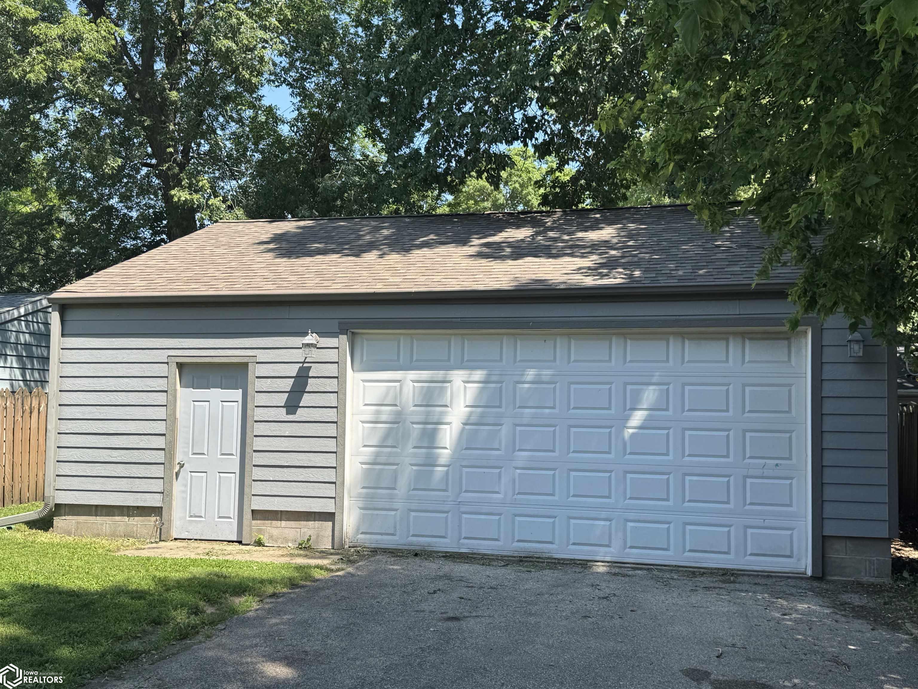 706 7th Avenue, Clear Lake, Iowa image 21