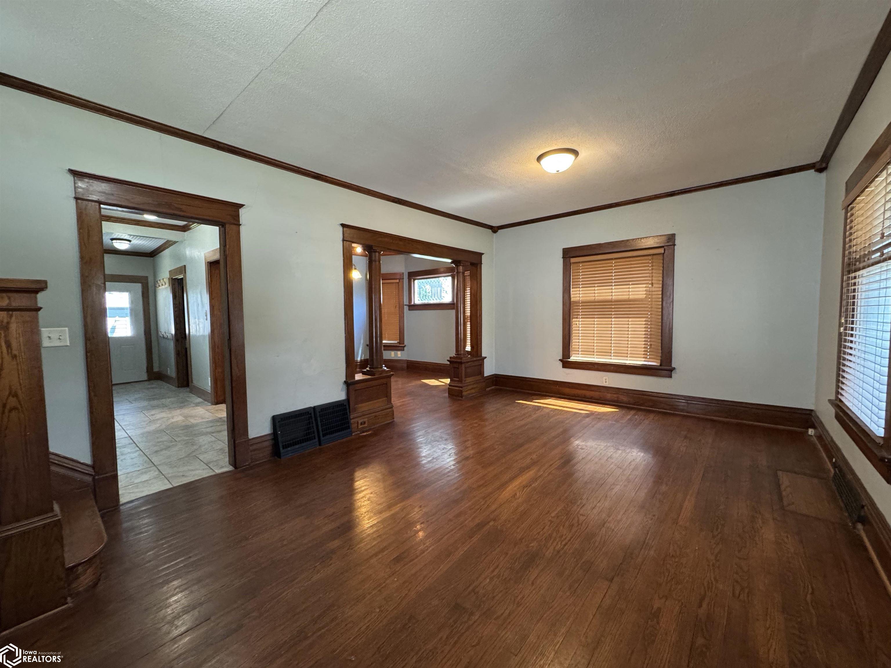 706 7th Avenue, Clear Lake, Iowa image 5