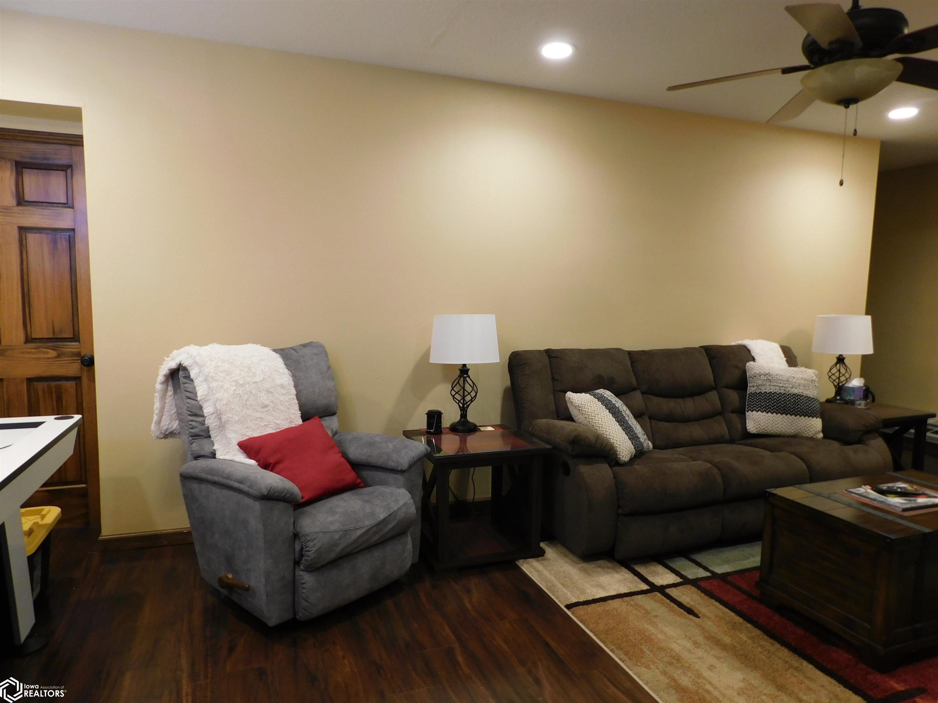 600 W Adams Street #UNIT B  SOUTH SIDE, Creston, Iowa image 34