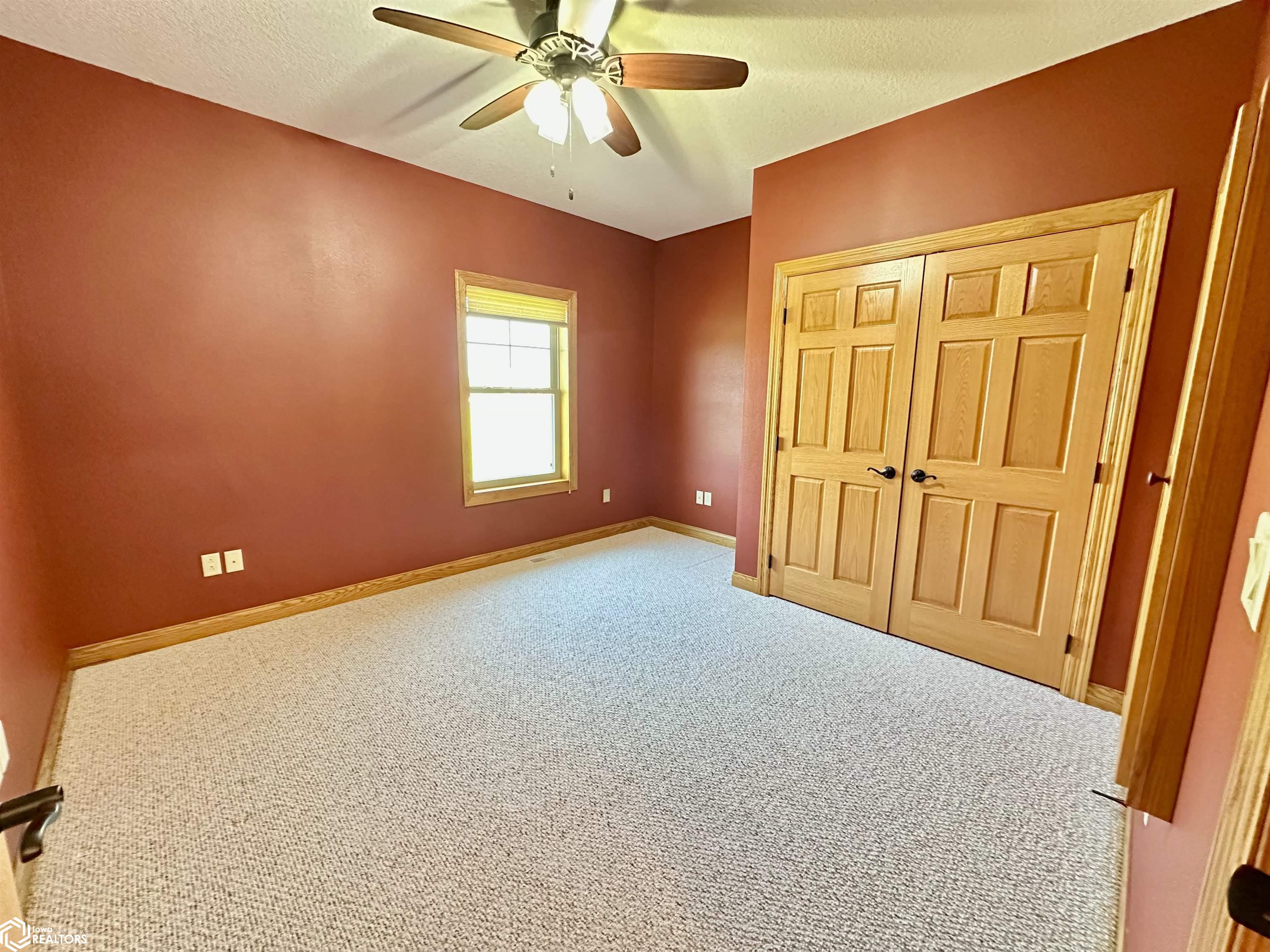 1929 Jewel Drive, Grinnell, Iowa image 16