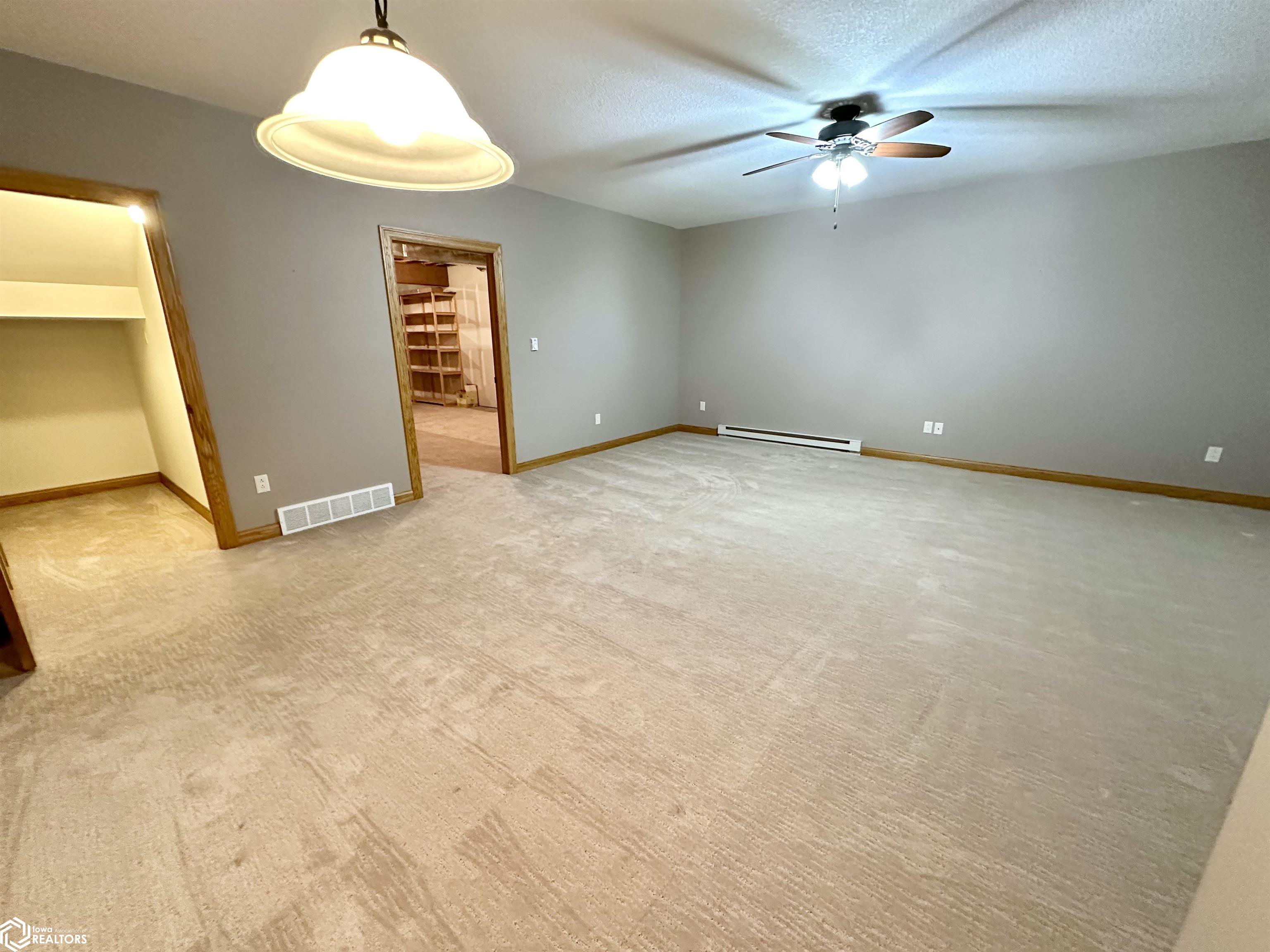 1929 Jewel Drive, Grinnell, Iowa image 32