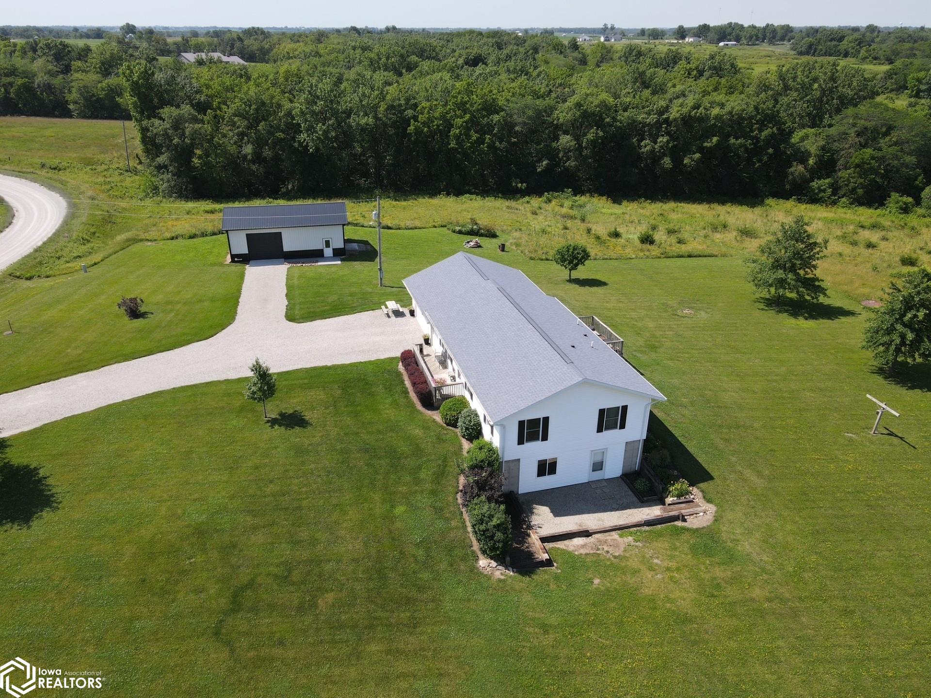 17877 Nuthatch Avenue, Bloomfield, Iowa image 3