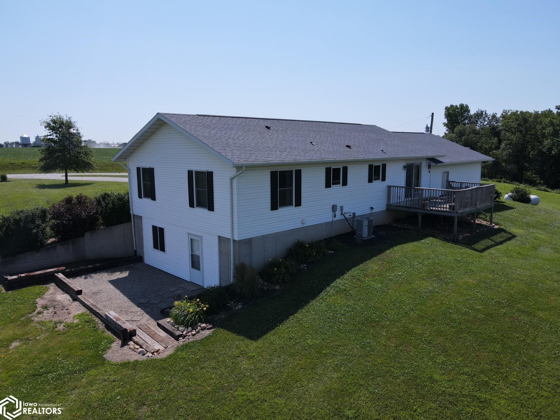 17877 Nuthatch Avenue, Bloomfield, Iowa image 8