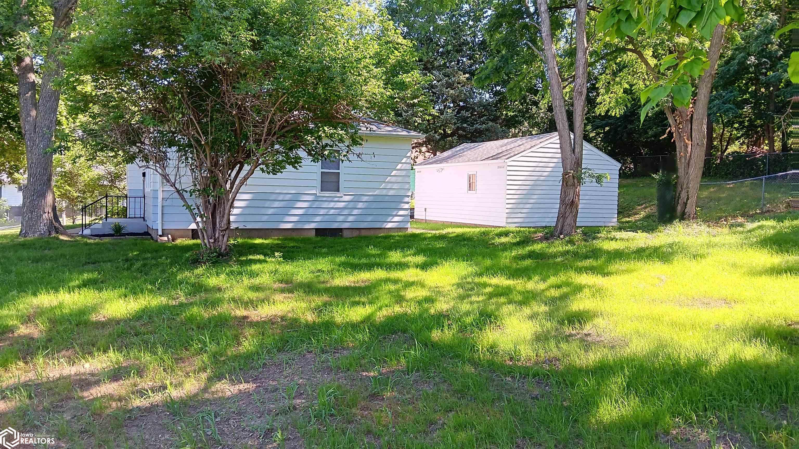608 N Jefferson Street, Ottumwa, Iowa image 11