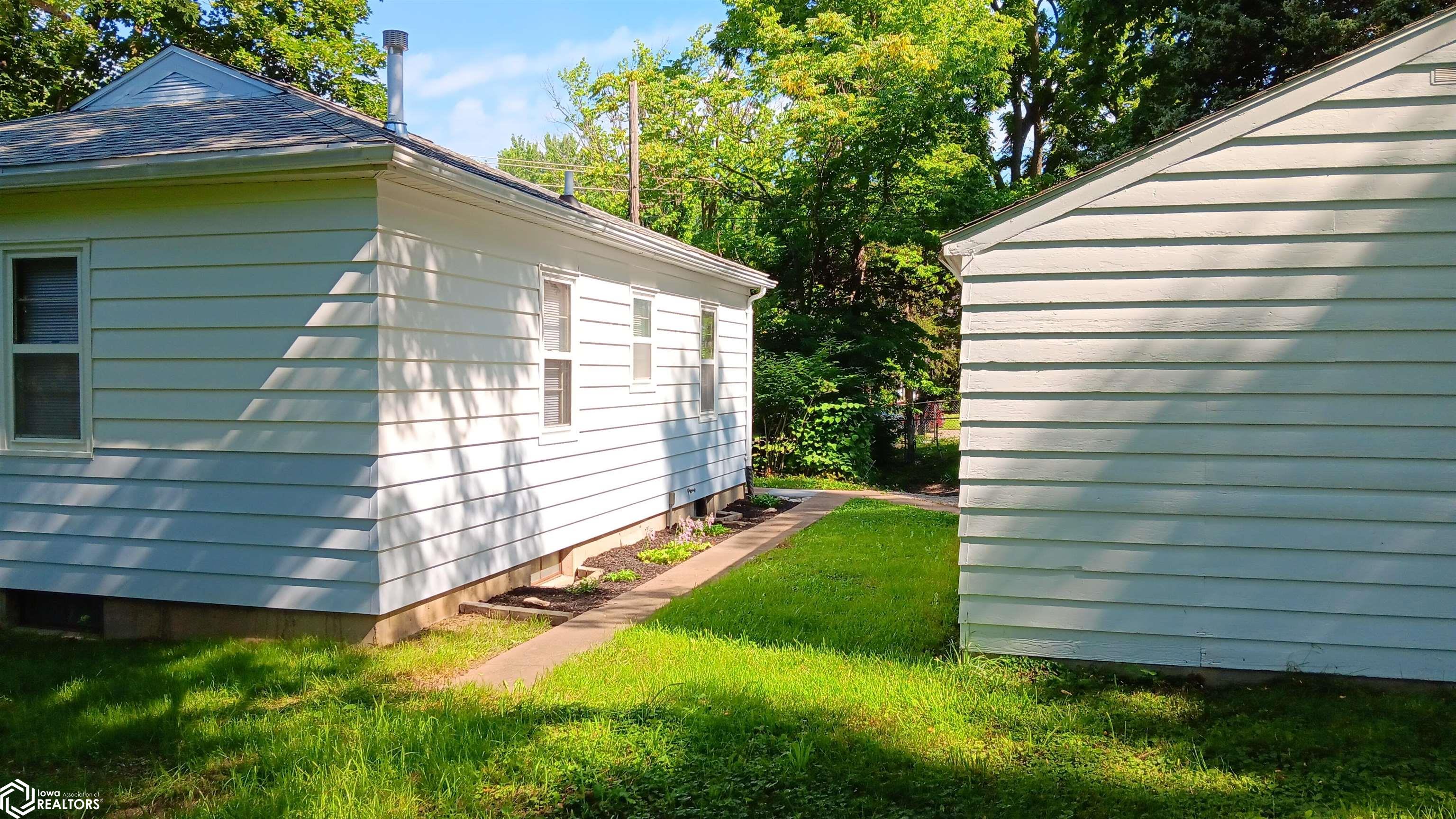 608 N Jefferson Street, Ottumwa, Iowa image 14
