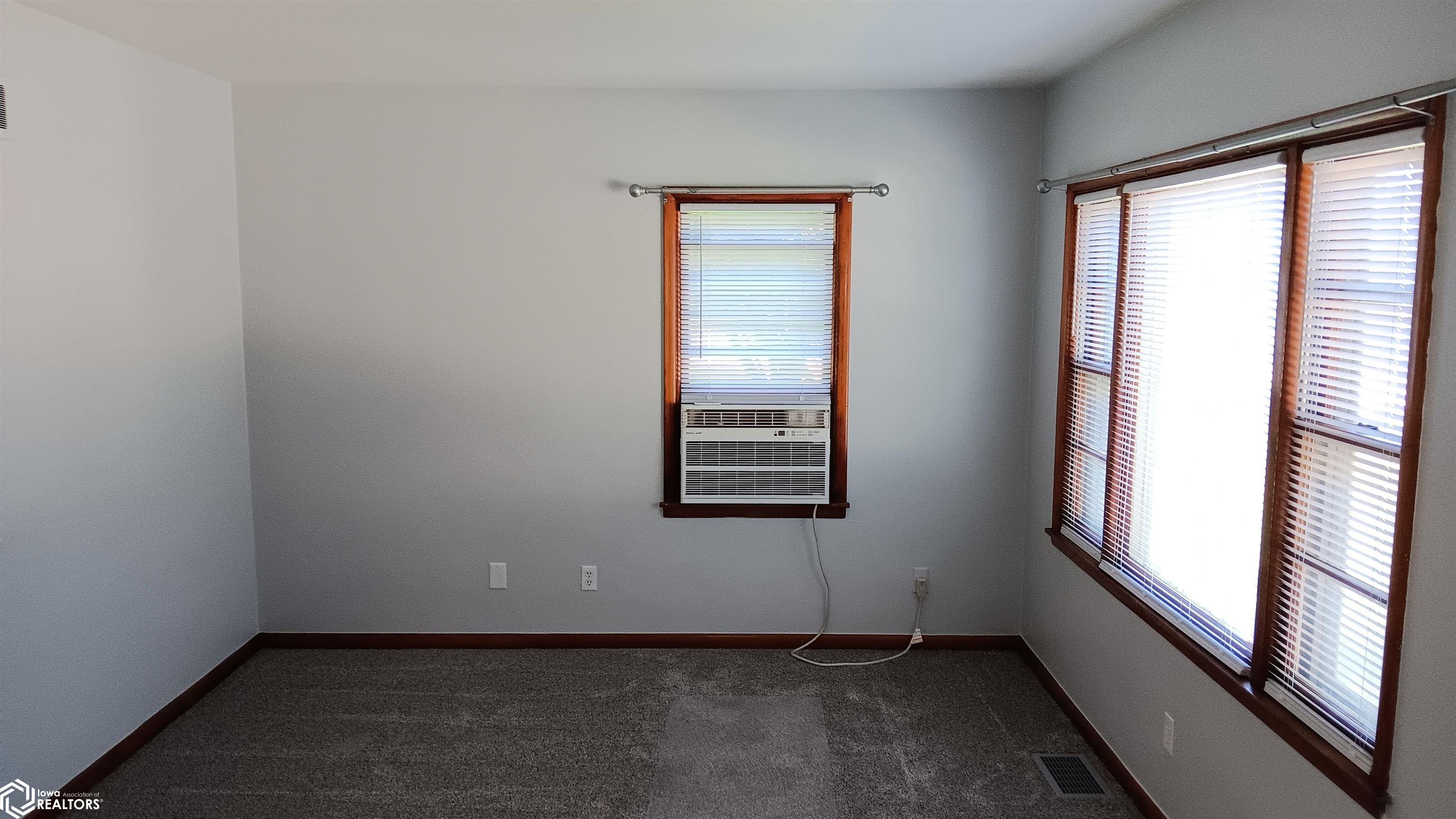 608 N Jefferson Street, Ottumwa, Iowa image 15