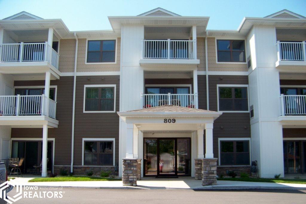 809 7th Avenue #106, Clear Lake, Iowa image 1