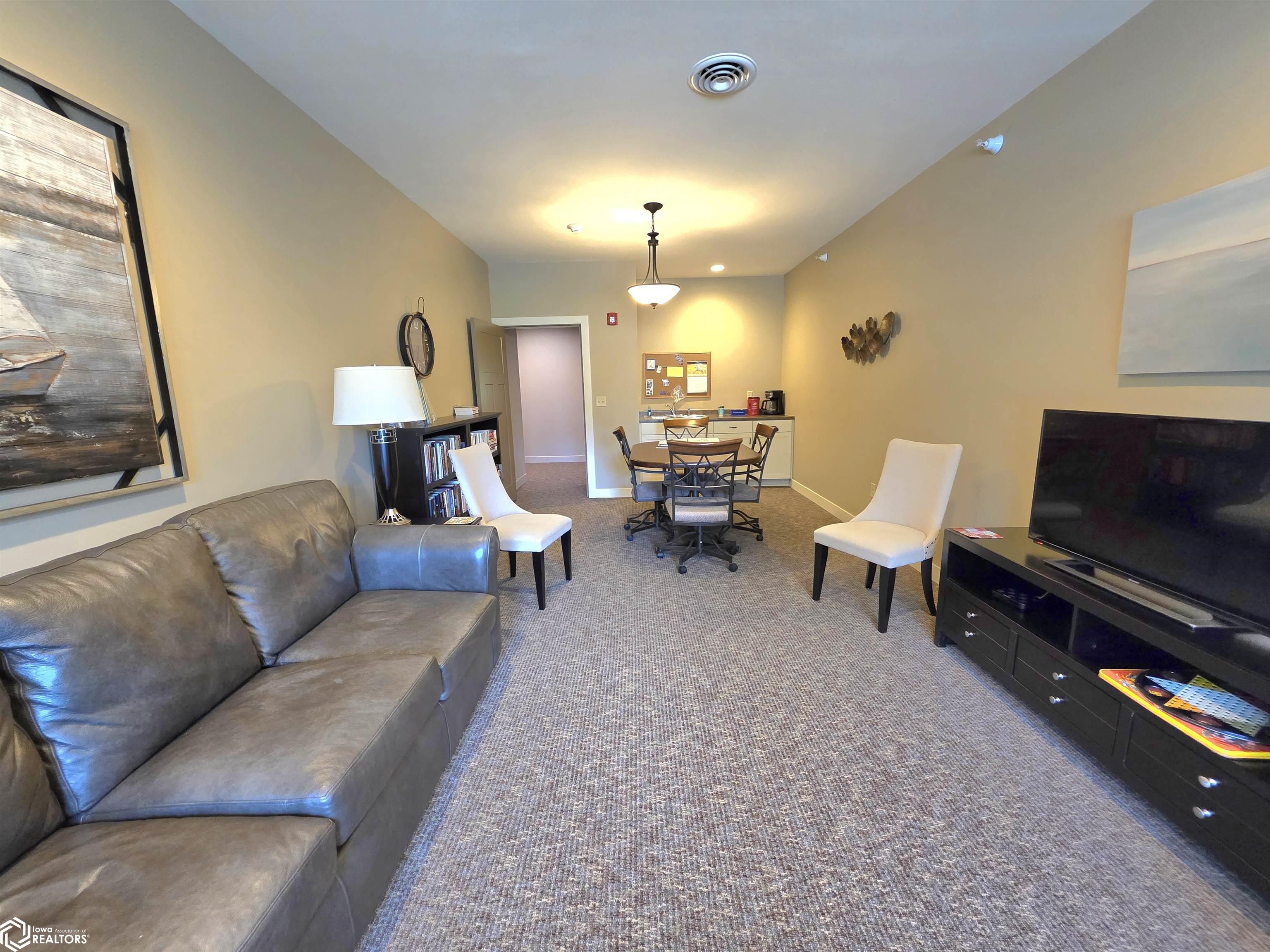 809 7th Avenue #106, Clear Lake, Iowa image 35
