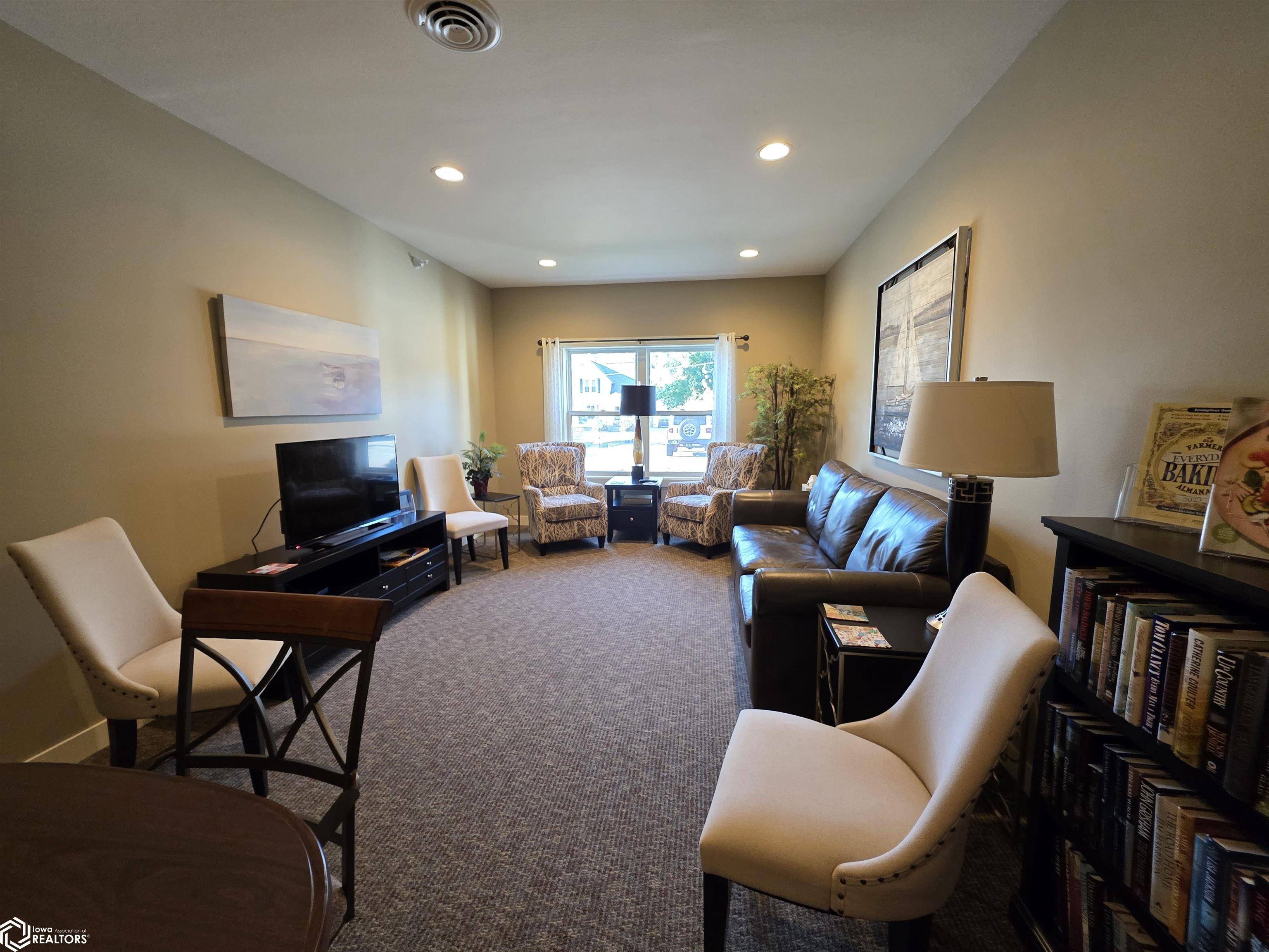 809 7th Avenue #106, Clear Lake, Iowa image 47