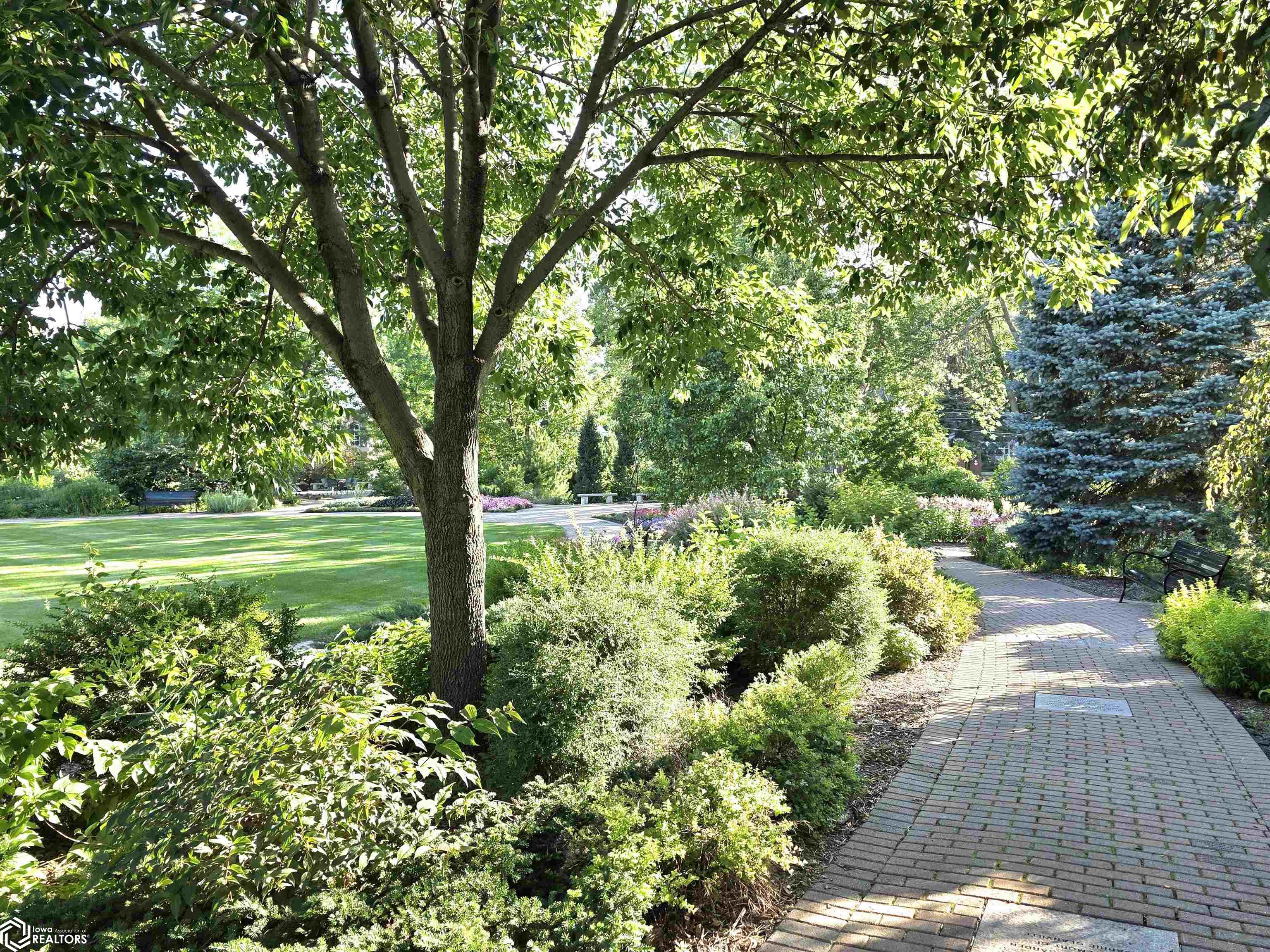 809 7th Avenue #106, Clear Lake, Iowa image 48