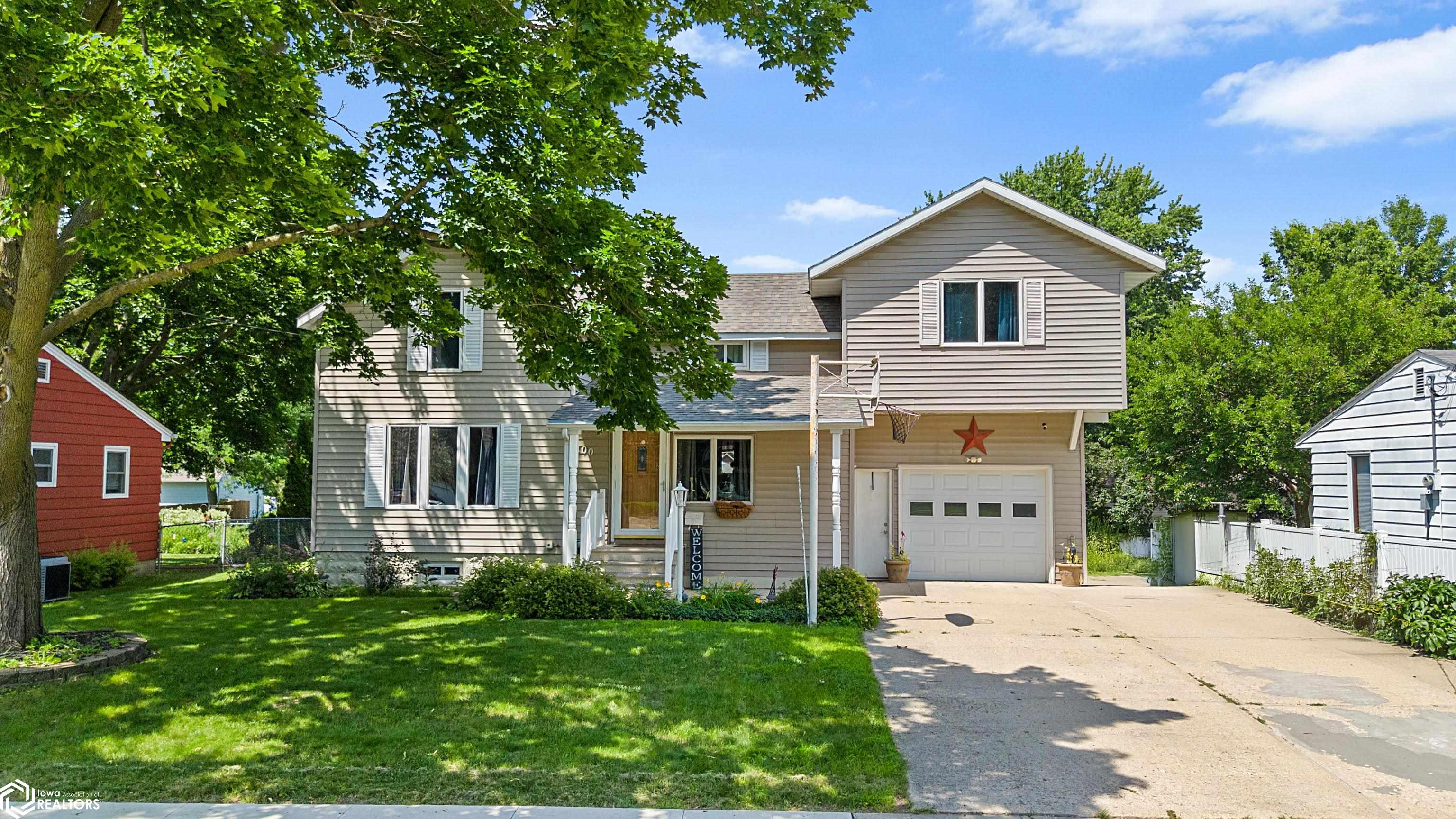 1100 3rd Ave S, Clear Lake, Iowa image 2