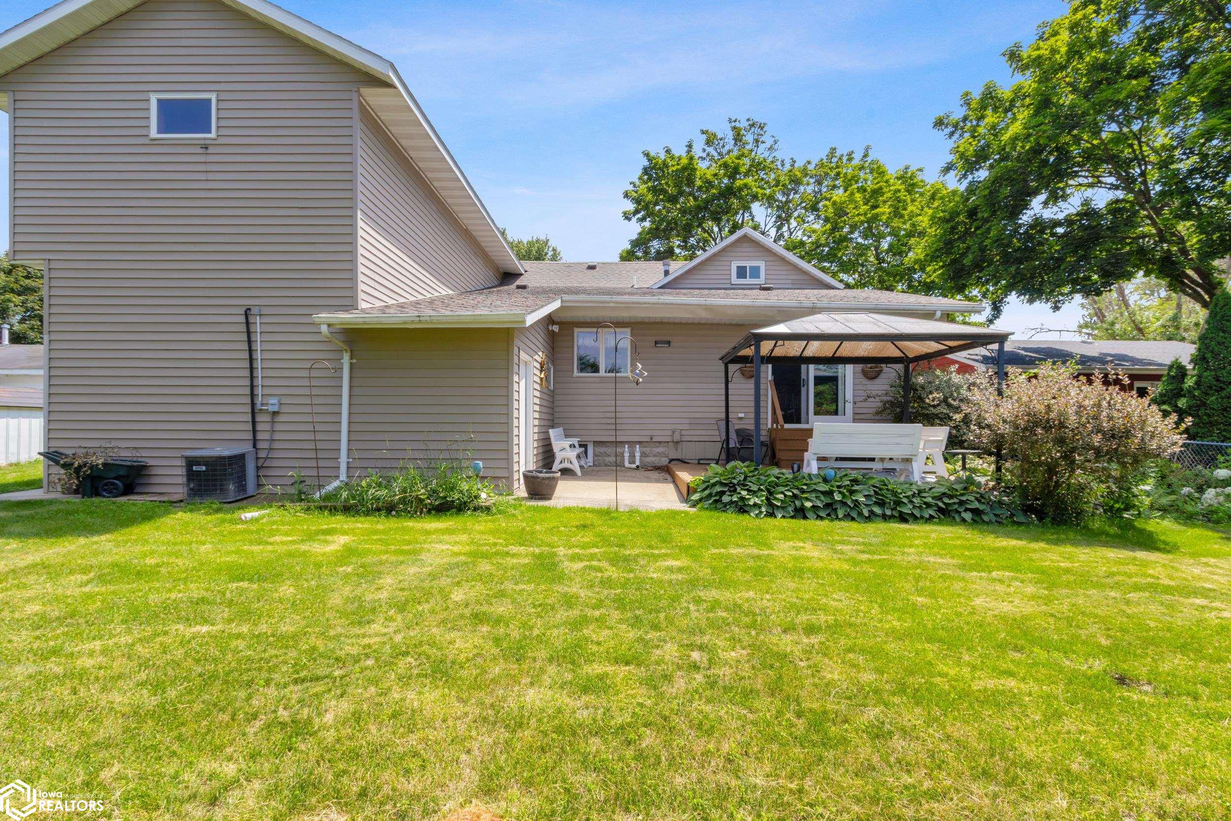 1100 3rd Ave S, Clear Lake, Iowa image 23