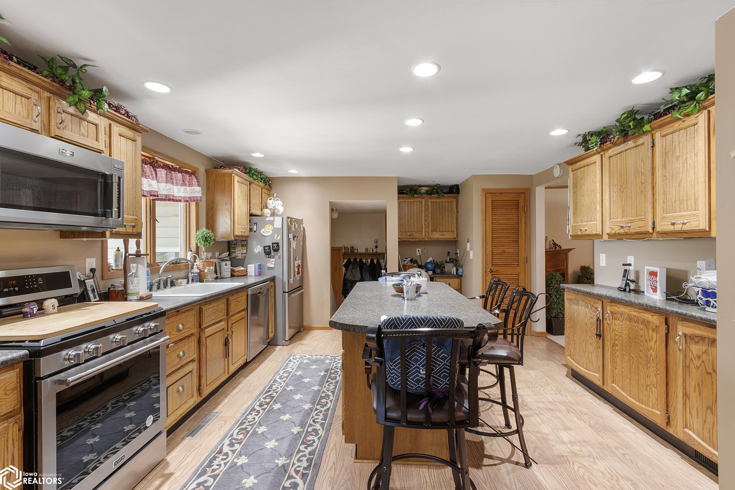 1100 3rd Ave S, Clear Lake, Iowa image 4