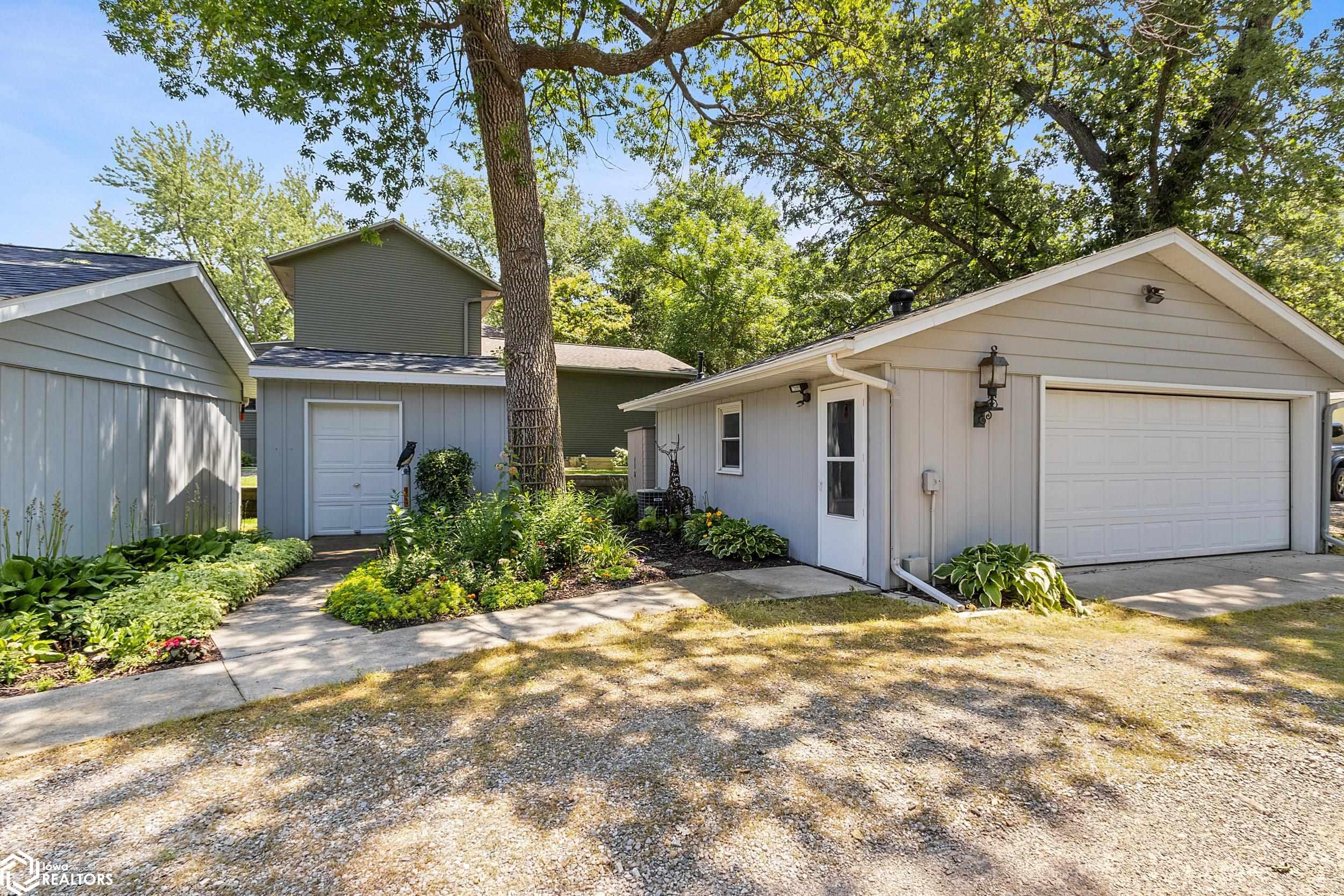 4072 240th Street, Clear Lake, Iowa image 37