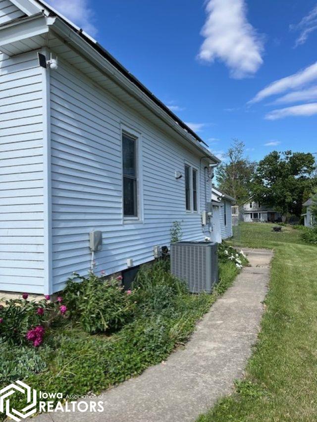 409 Lehnen, Norway, Iowa image 23