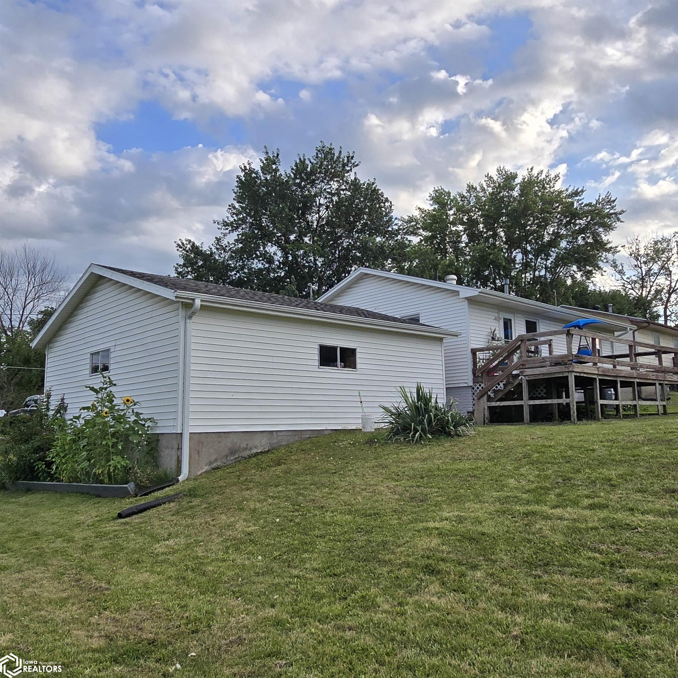 1009 15th Avenue, Oskaloosa, Iowa image 11