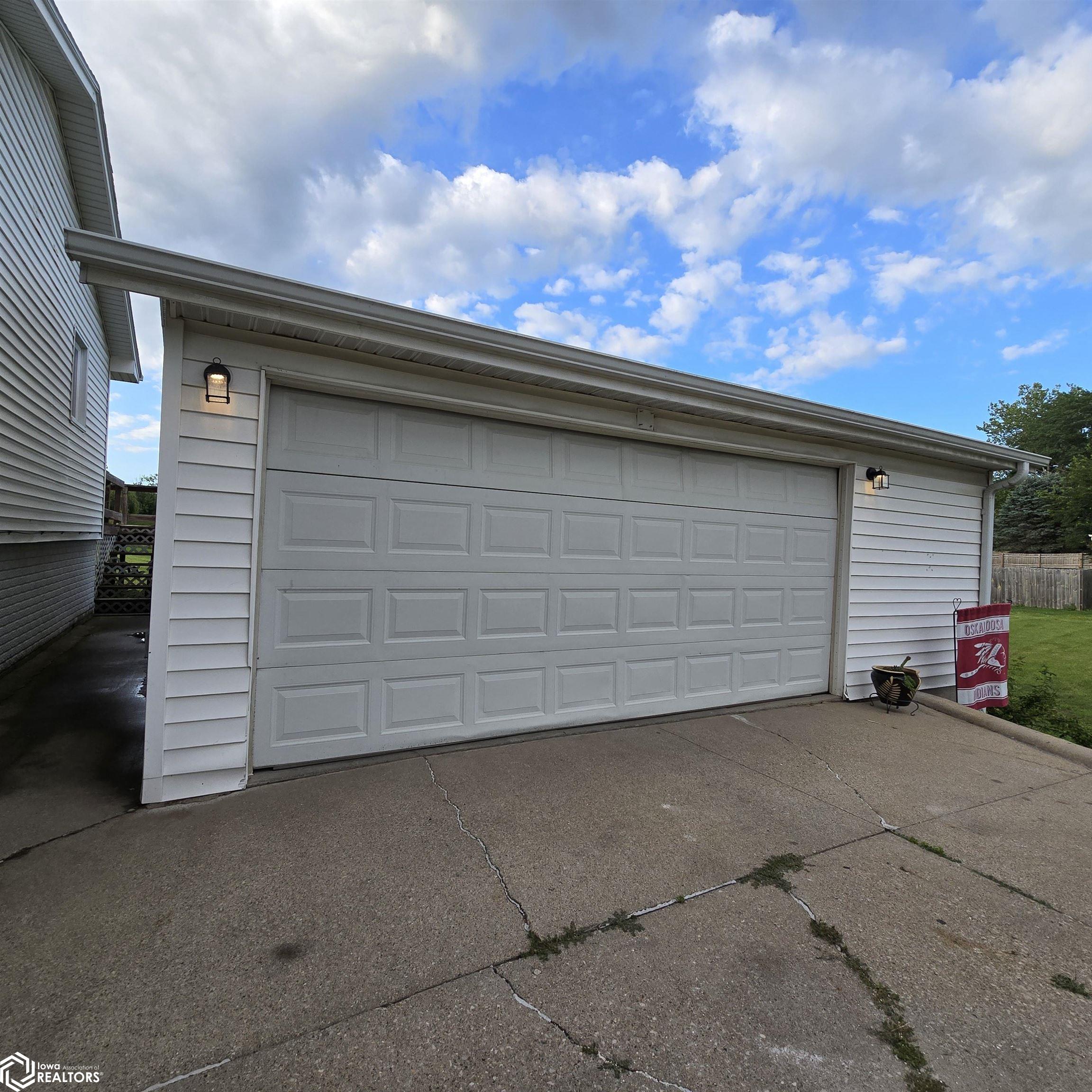 1009 15th Avenue, Oskaloosa, Iowa image 14