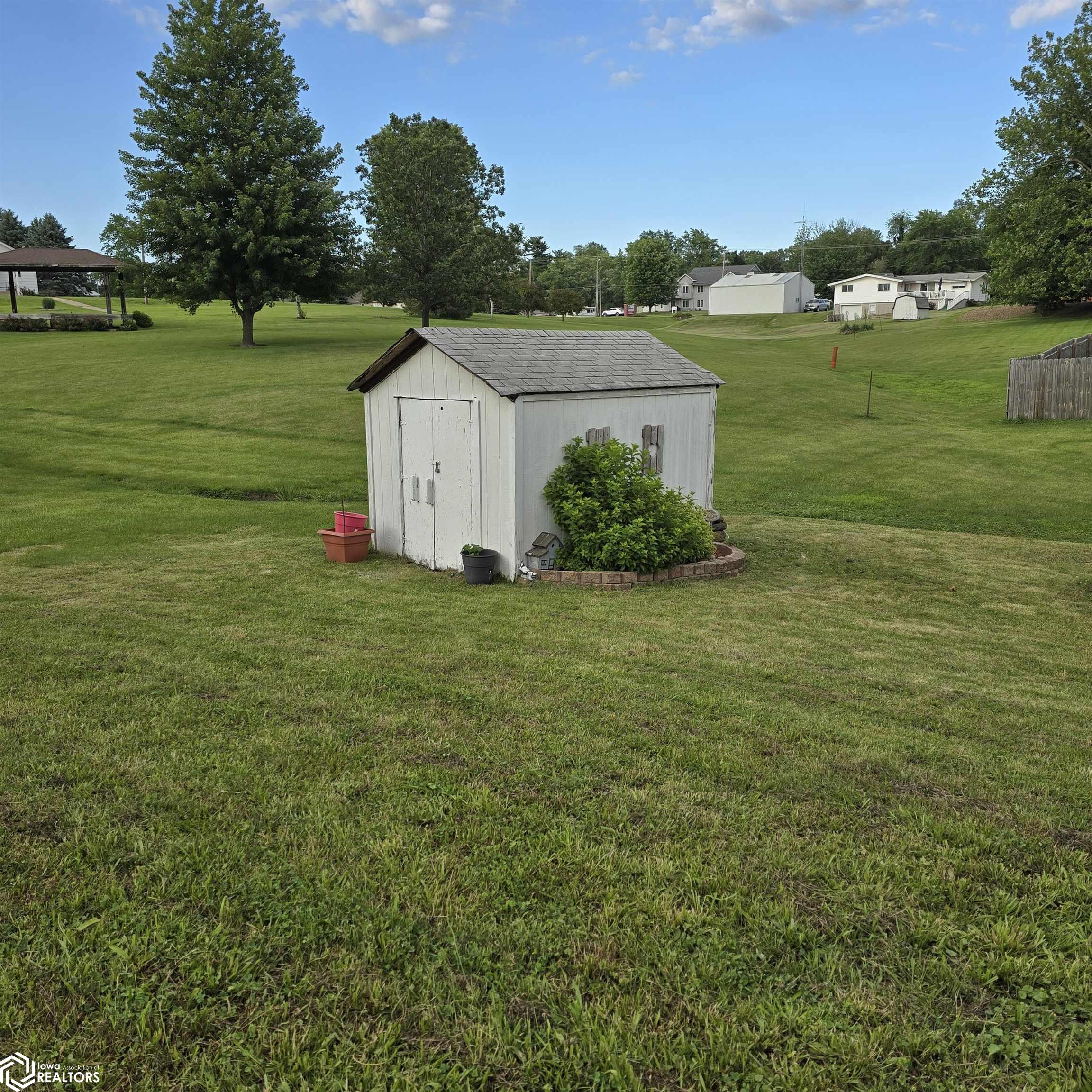 1009 15th Avenue, Oskaloosa, Iowa image 16