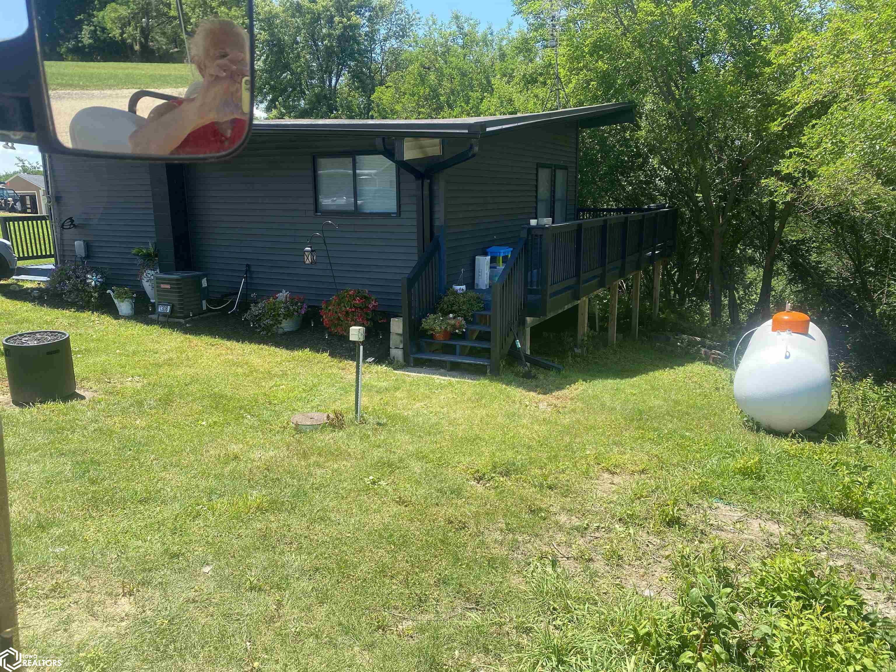 1308 Holiday Lane, Brooklyn, Iowa image 1