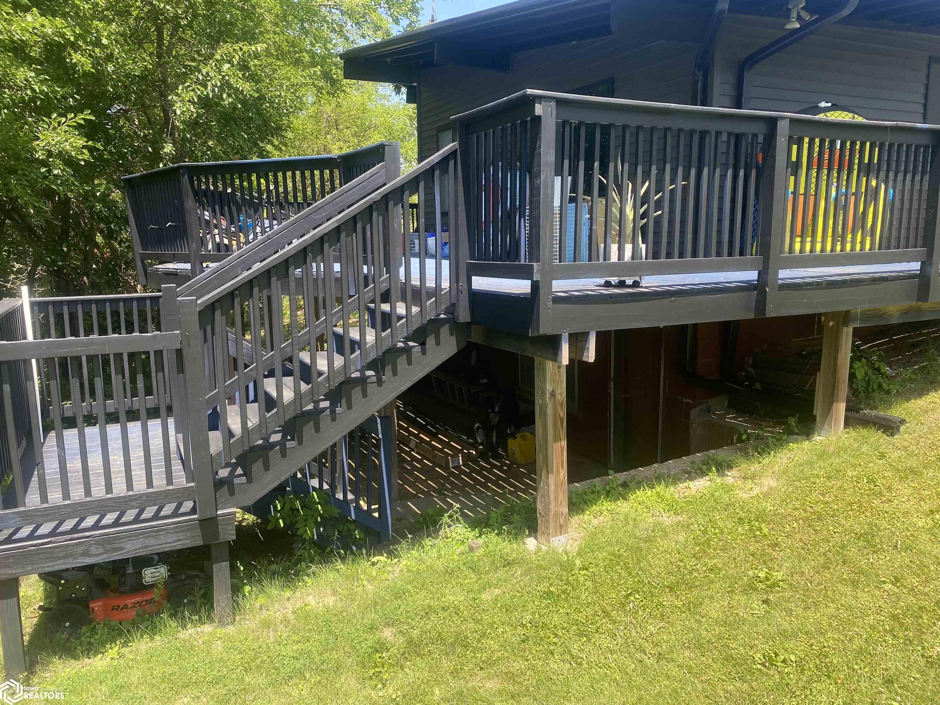 1308 Holiday Lane, Brooklyn, Iowa image 3