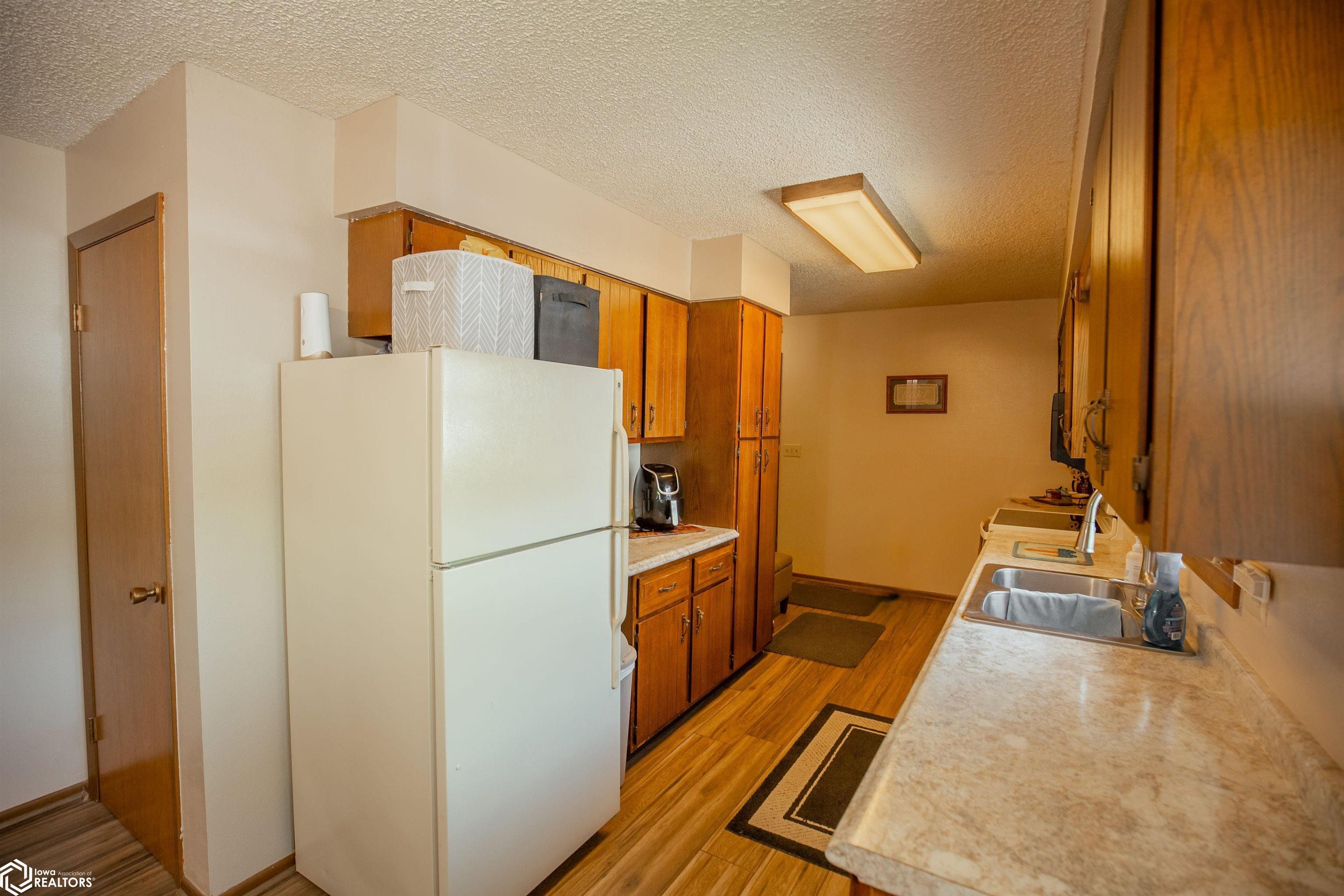 417 S Sample Street, Algona, Iowa image 8