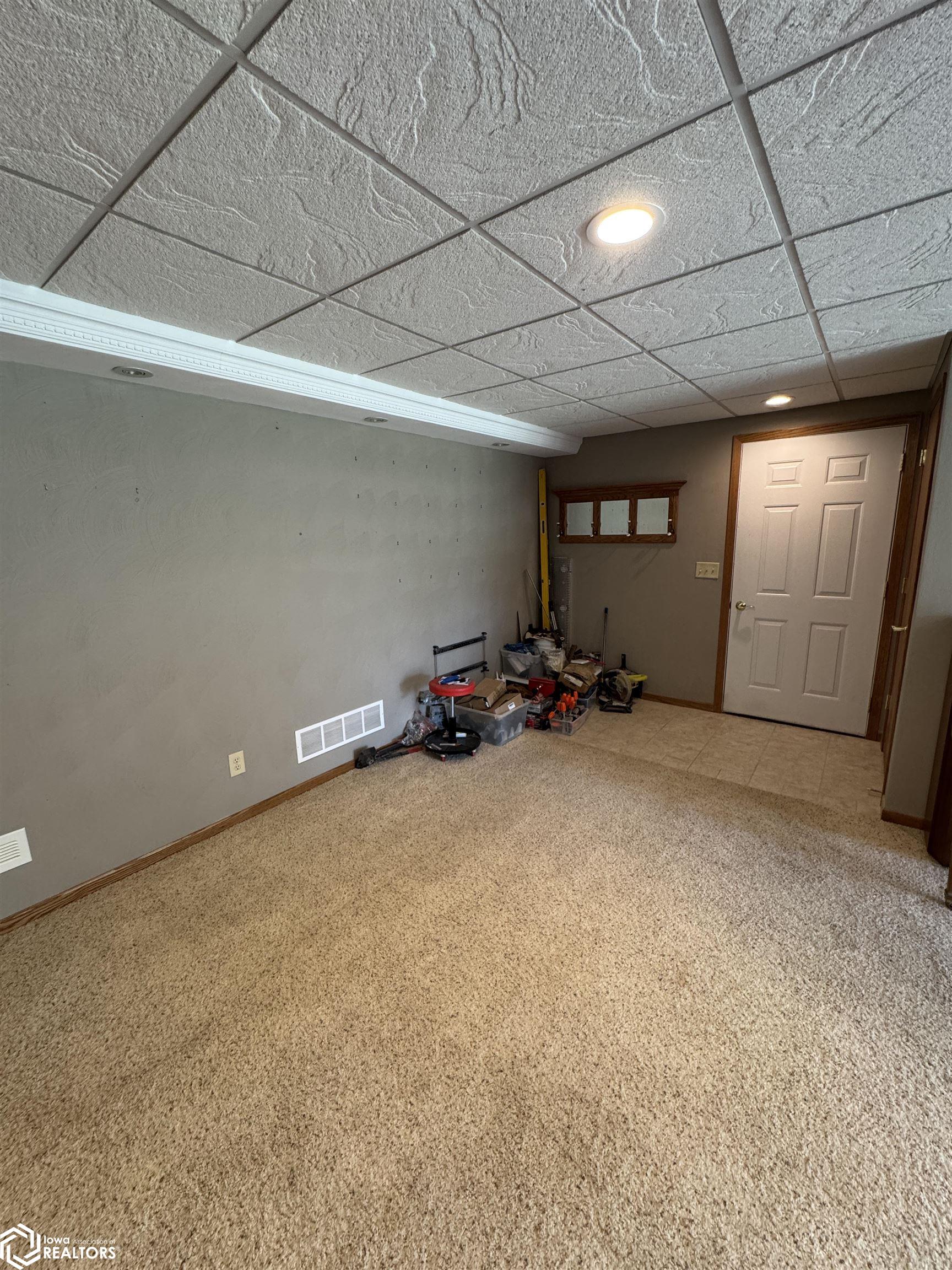 320 E Jackson Street, Sigourney, Iowa image 32