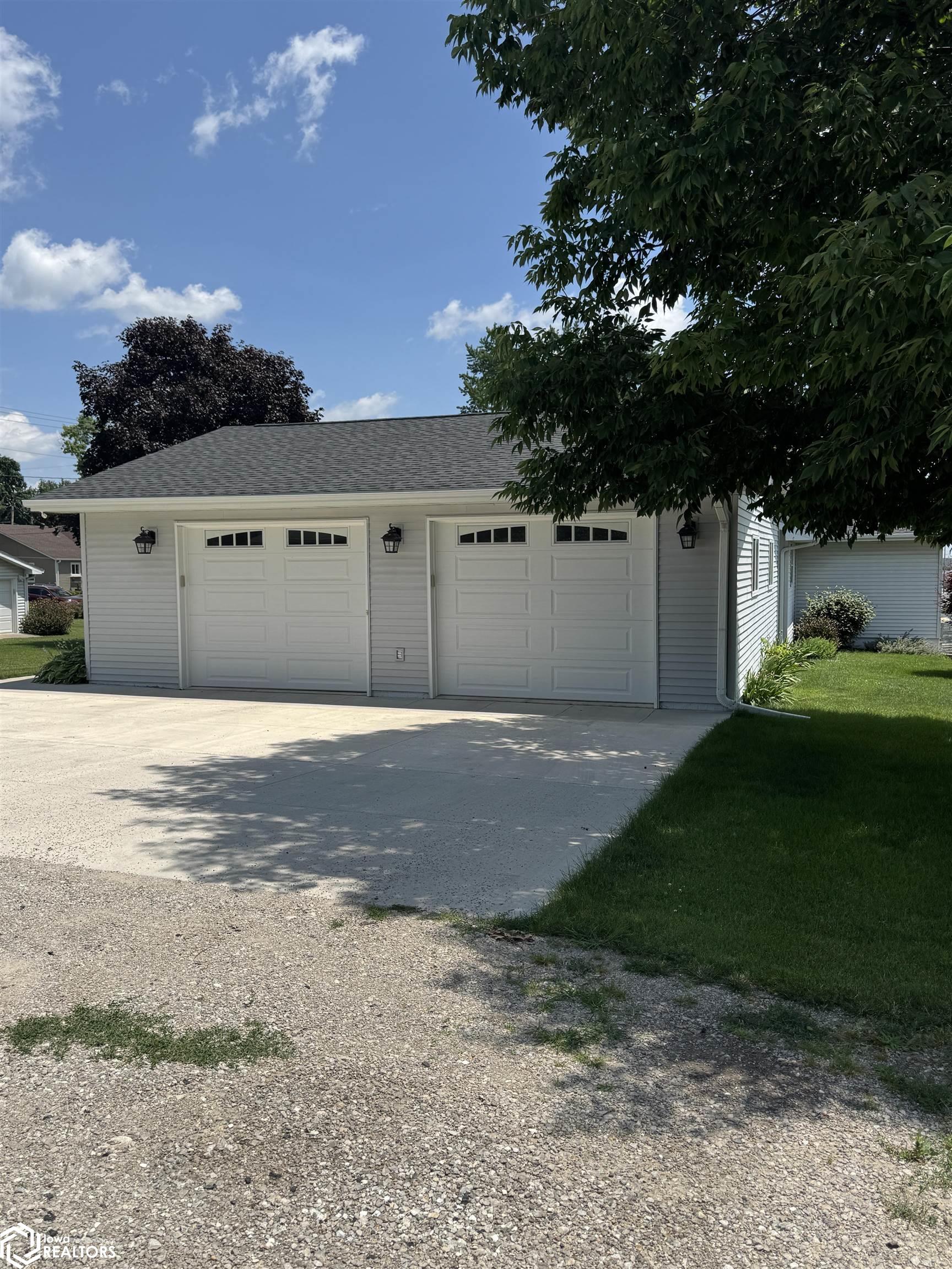 320 E Jackson Street, Sigourney, Iowa image 43