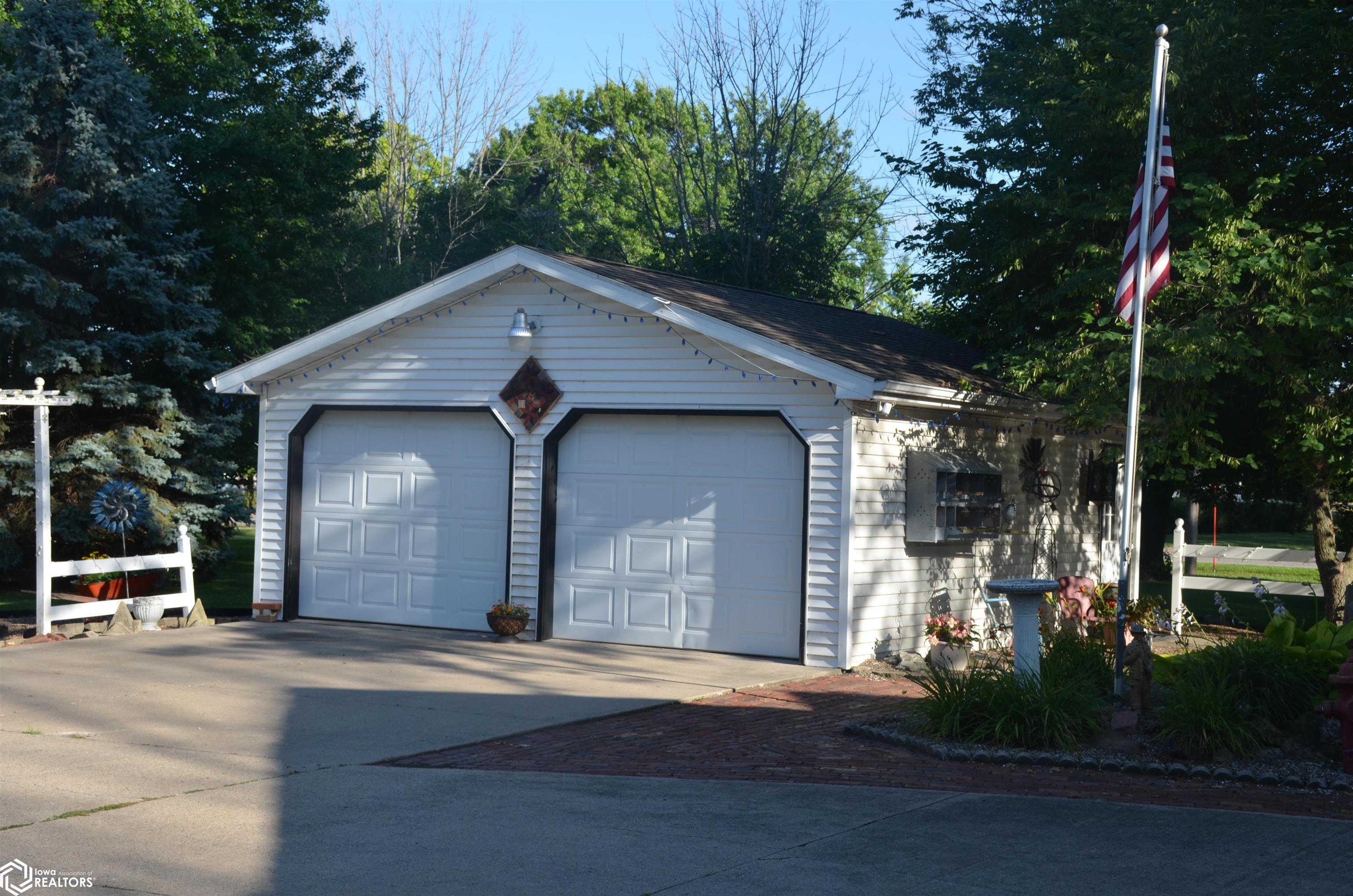 463 E Rochester St, Ottumwa, Iowa image 12