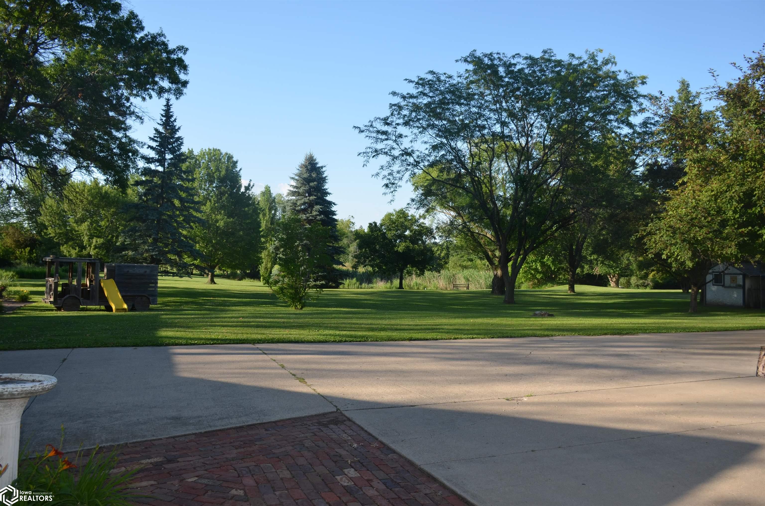 463 E Rochester St, Ottumwa, Iowa image 14
