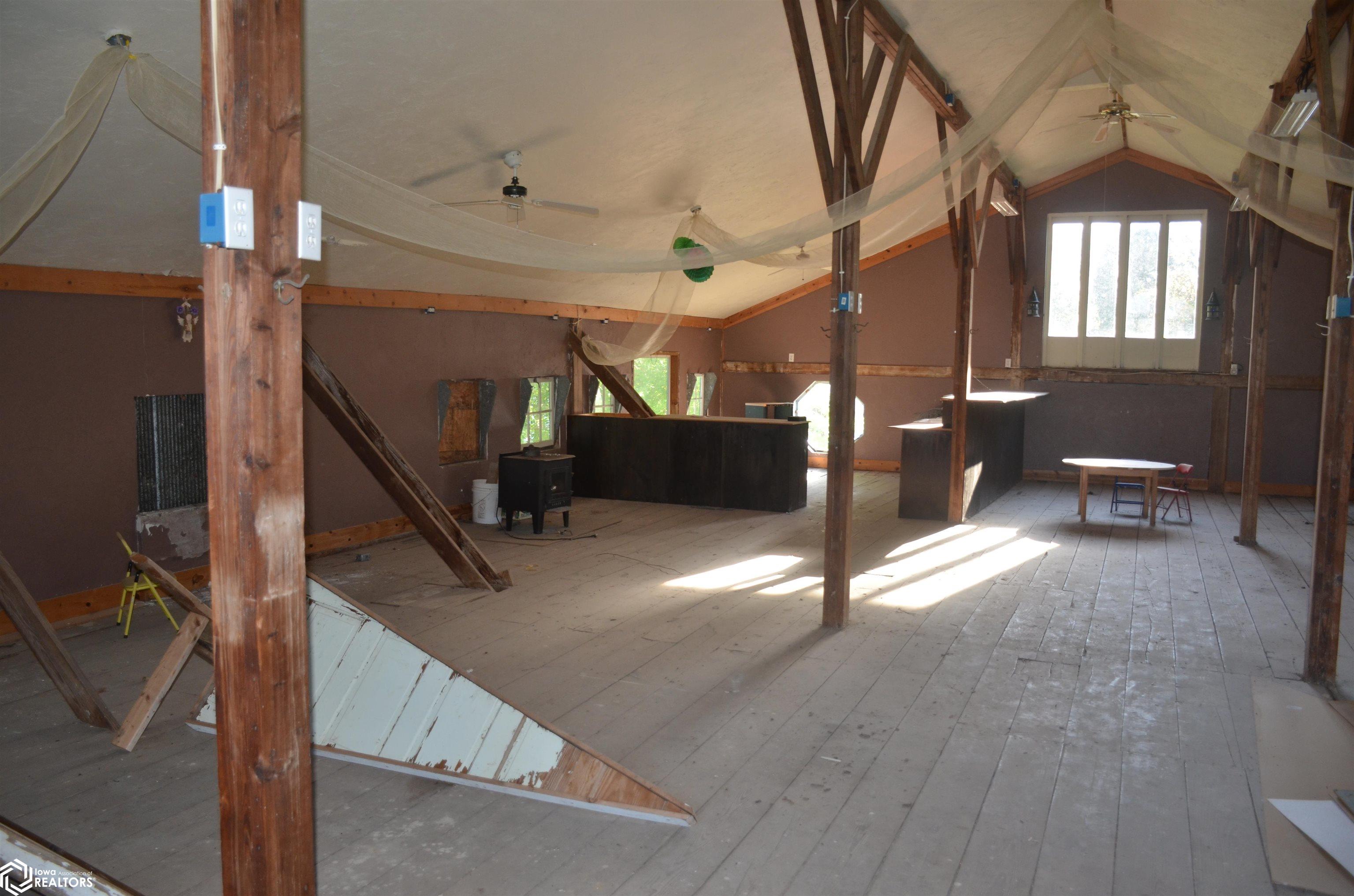463 E Rochester St, Ottumwa, Iowa image 18